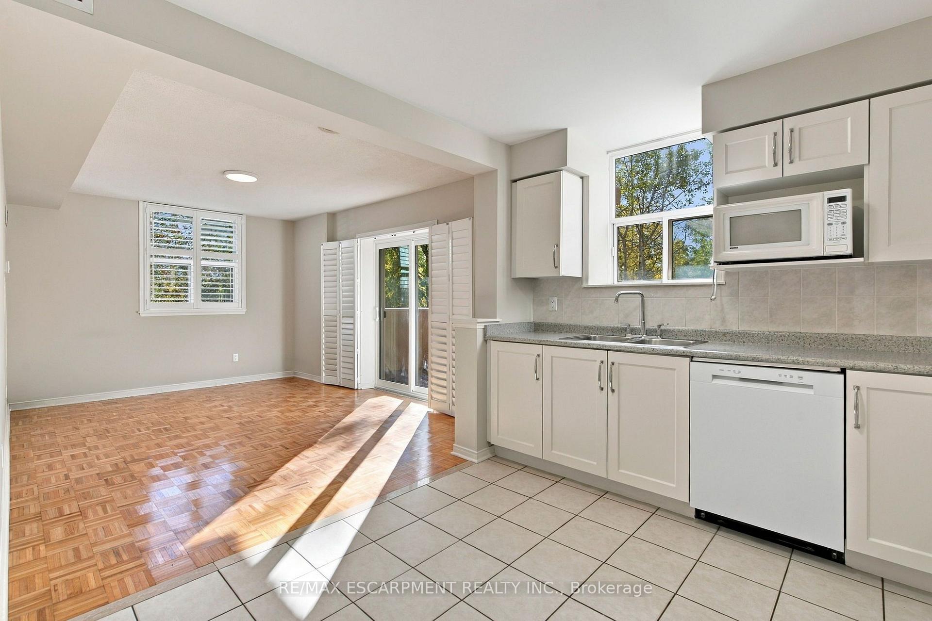 Photo 6 of Unit 223, 7373 Martingrove Road, Vaughan, Vaughan Grove — HOMEH