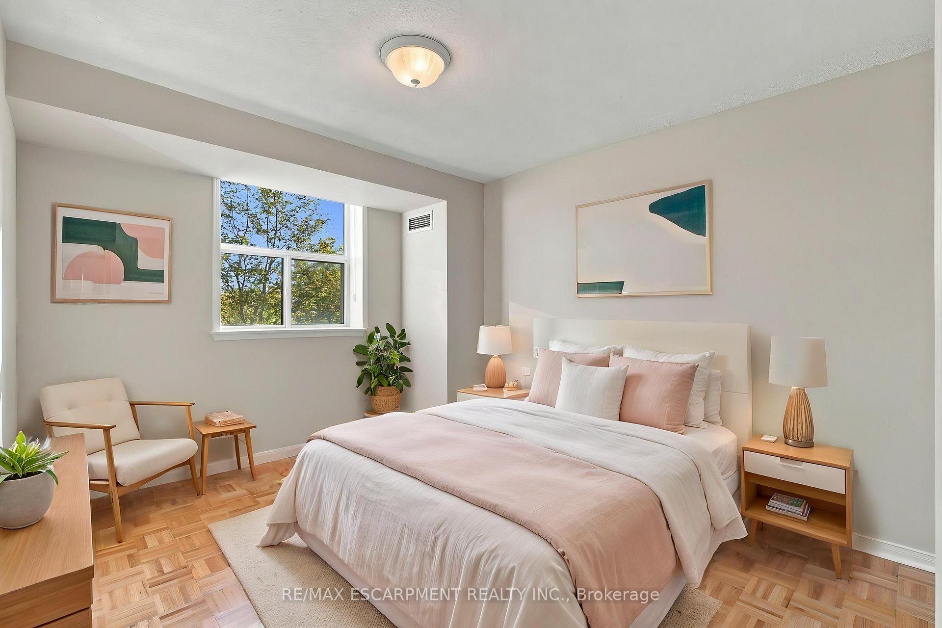 Photo 12 of Unit 223, 7373 Martingrove Road, Vaughan, Vaughan Grove — HOMEH