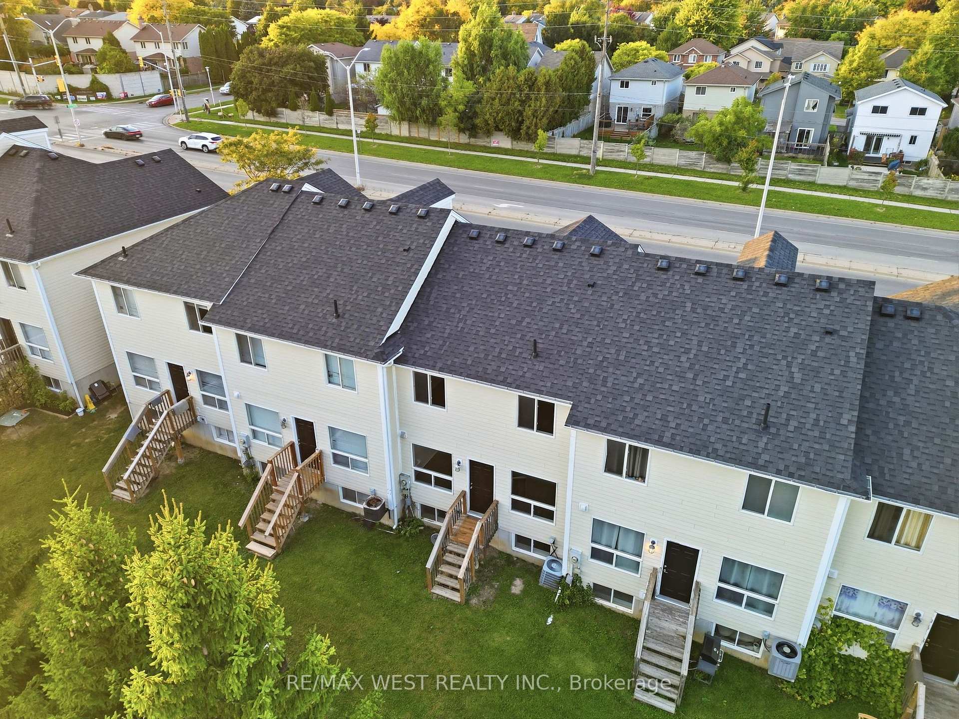 Photo 35 of Unit 11, 600 Sarnia Road, London, North I — HOMEH