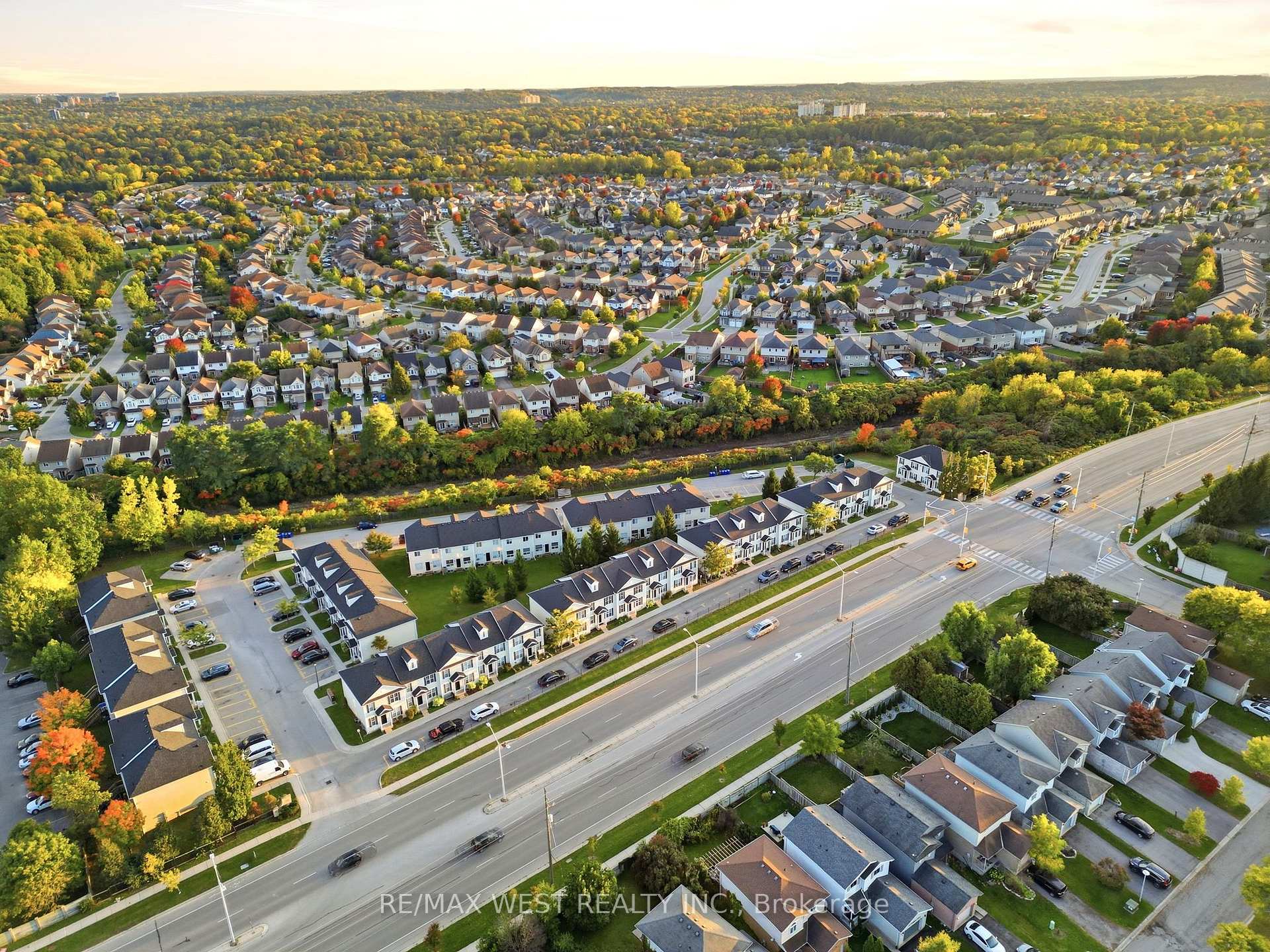 Photo 36 of Unit 11, 600 Sarnia Road, London, North I — HOMEH