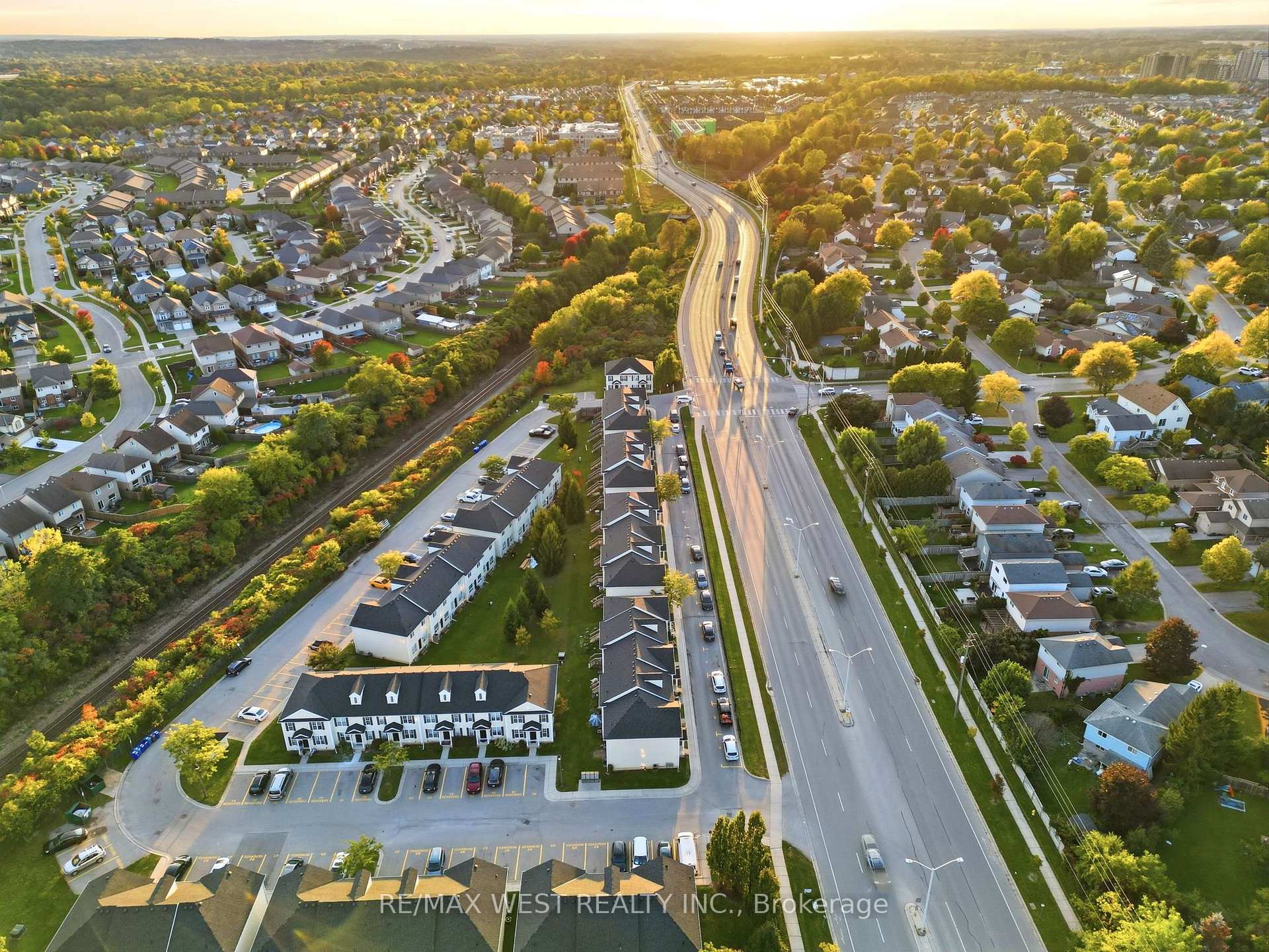 Photo 37 of Unit 11, 600 Sarnia Road, London, North I — HOMEH