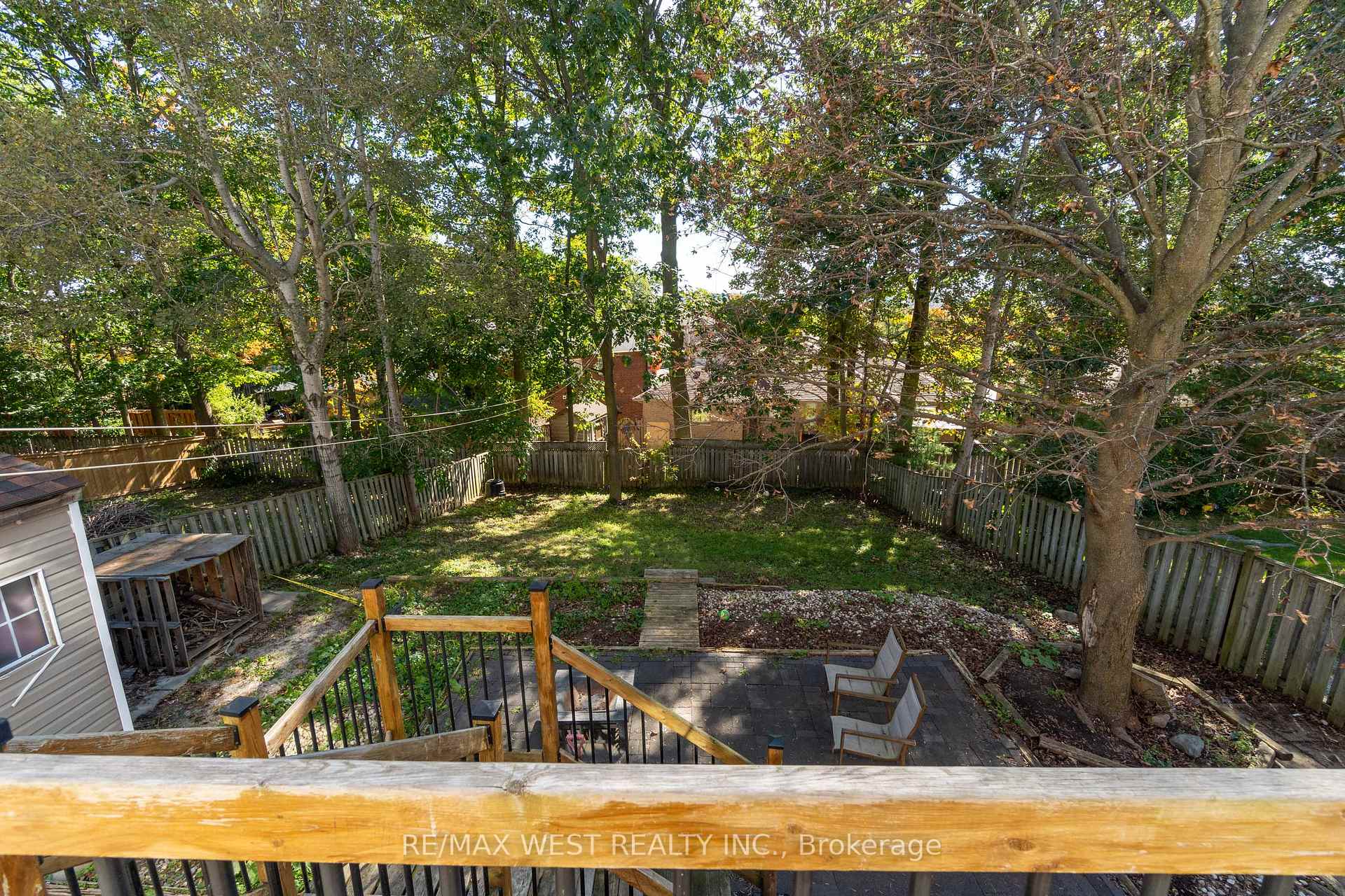 Photo 27 of 19 Moore Place, Barrie, Letitia Heights — HOMEH