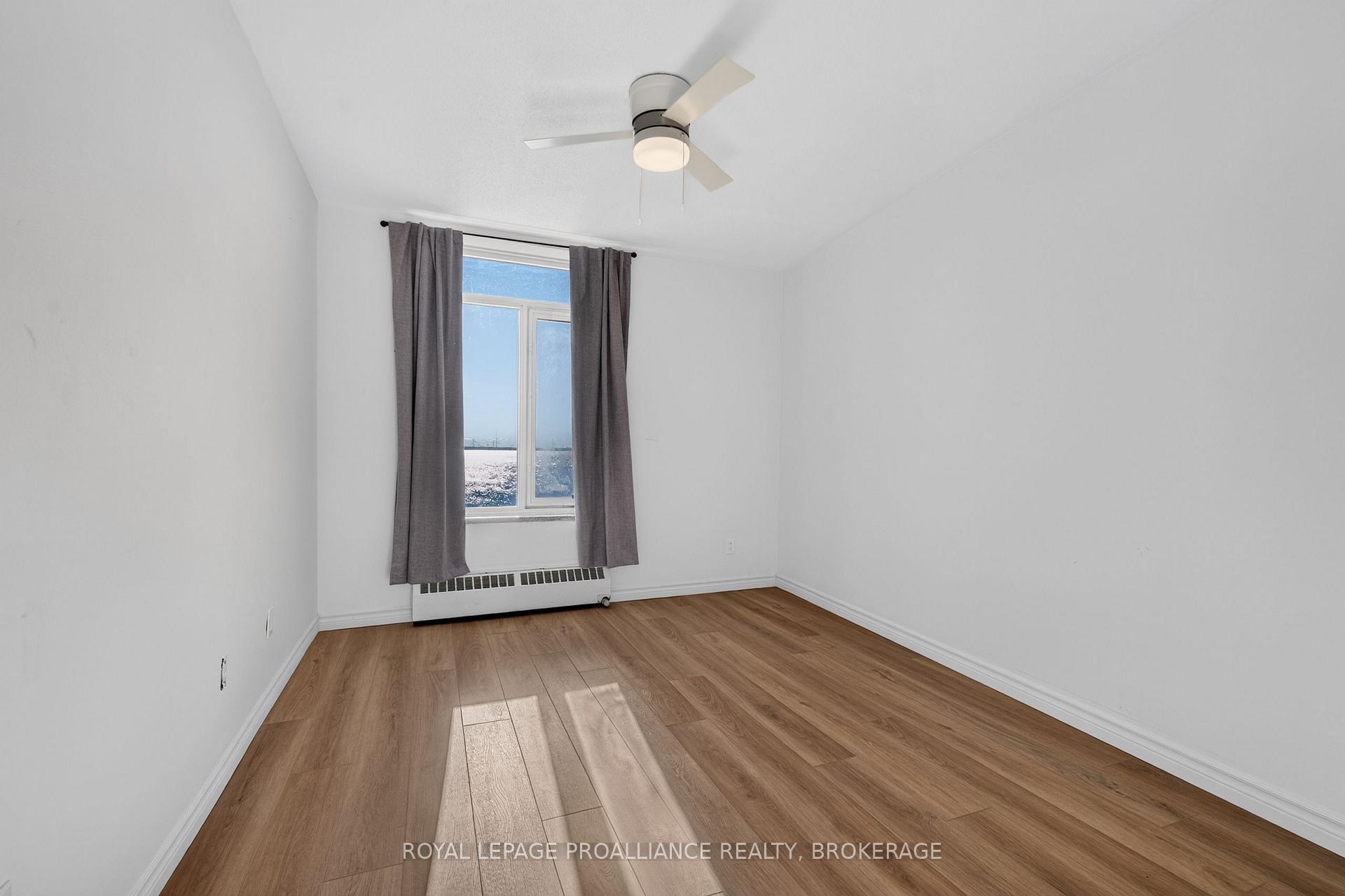 Photo 3 of Unit 306, 1 Mowat Avenue, Kingston, Central City West — HOMEH