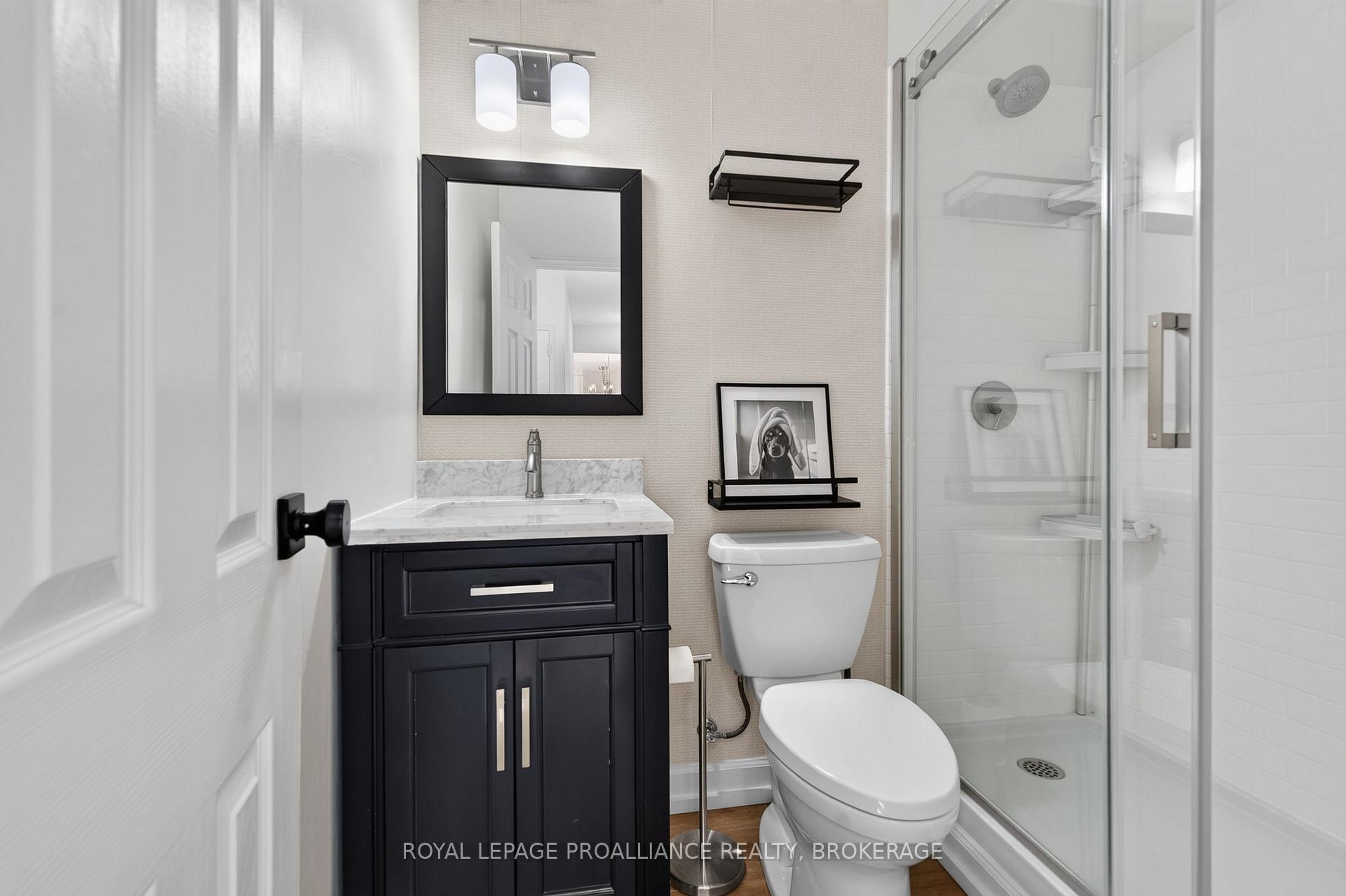 Photo 8 of Unit 306, 1 Mowat Avenue, Kingston, Central City West — HOMEH