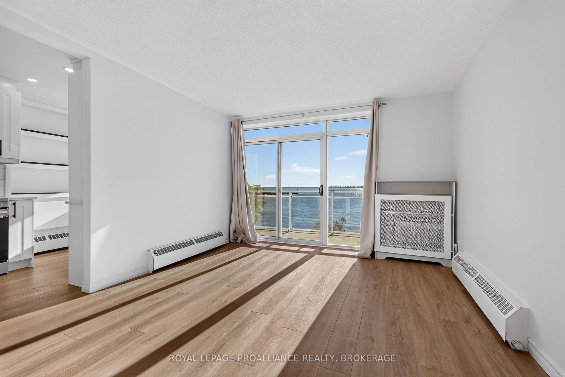 Photo 9 of Unit 306, 1 Mowat Avenue, Kingston, Central City West — HOMEH