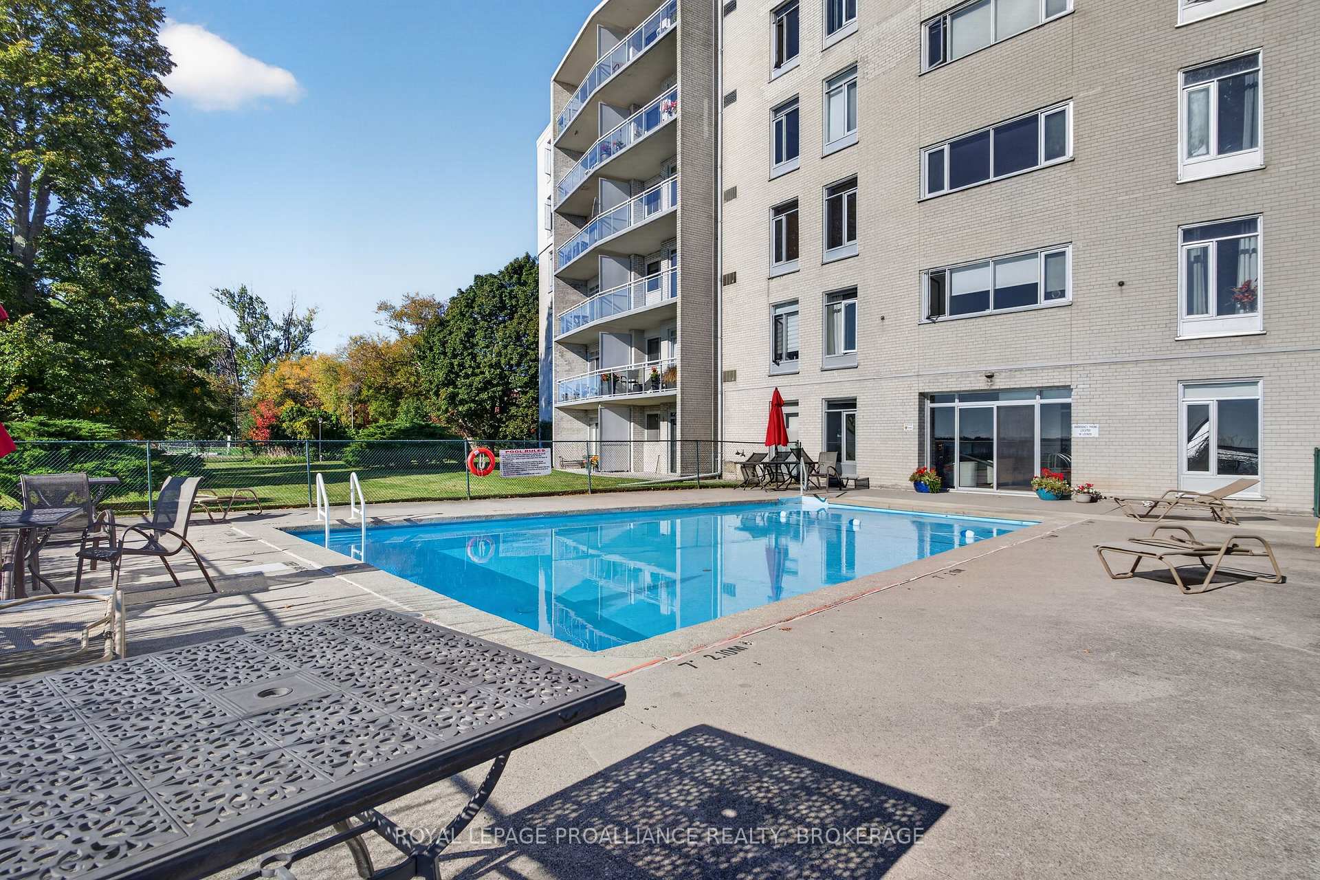 Photo 32 of Unit 306, 1 Mowat Avenue, Kingston, Central City West — HOMEH