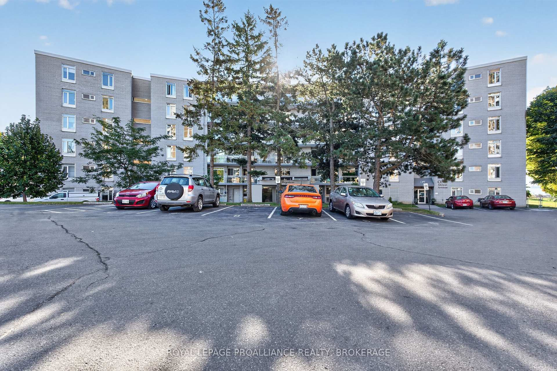 Photo 40 of Unit 306, 1 Mowat Avenue, Kingston, Central City West — HOMEH