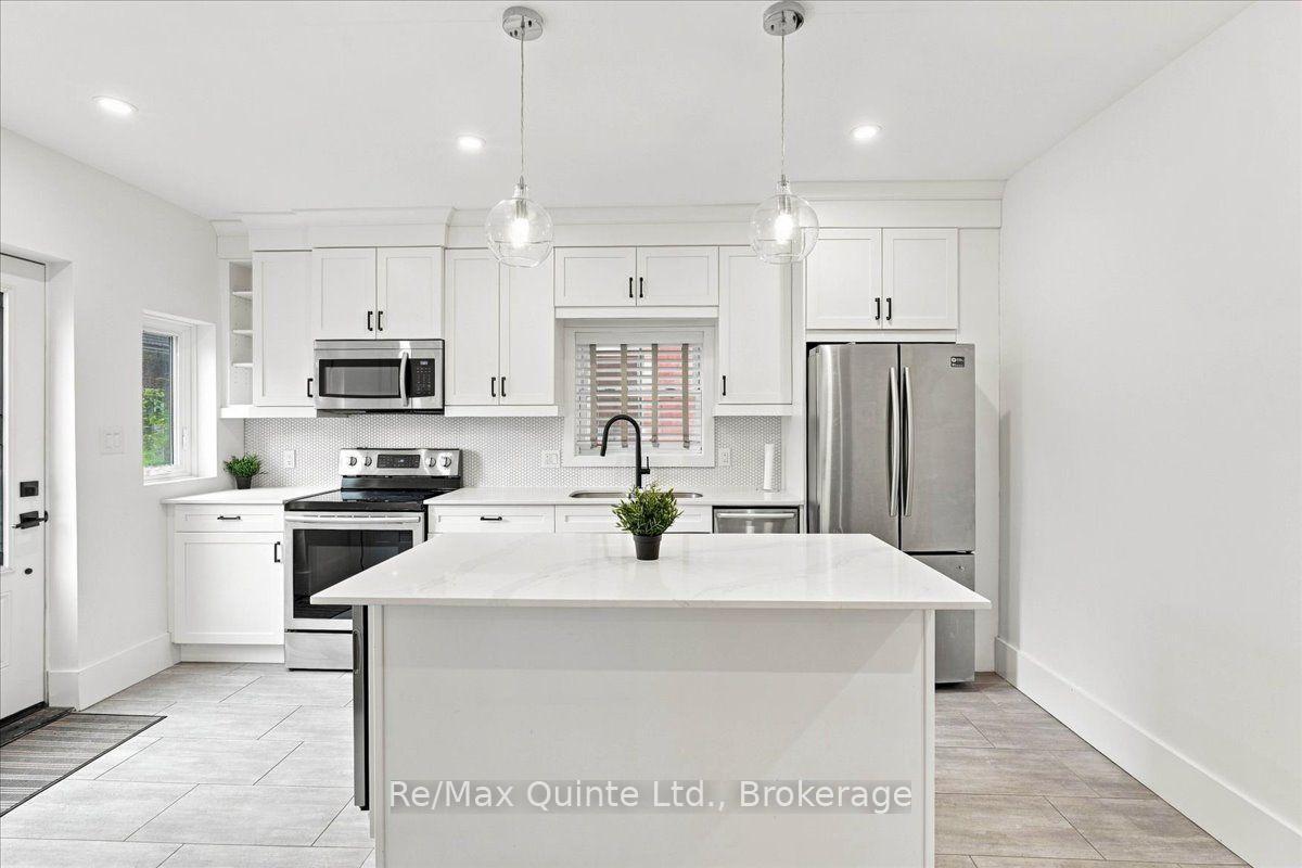 Photo 19 of 95 Victoria Avenue, Belleville, Belleville Ward — HOMEH