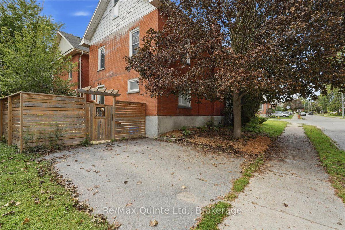 Photo 42 of 95 Victoria Avenue, Belleville, Belleville Ward — HOMEH