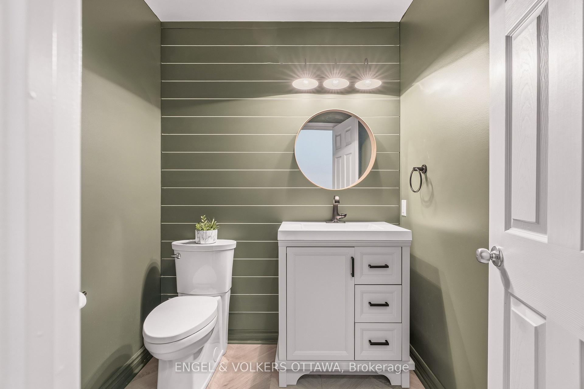 Photo 16 of 704 Wrangler Circle, Ottawa, Stittsville (North) — HOMEH