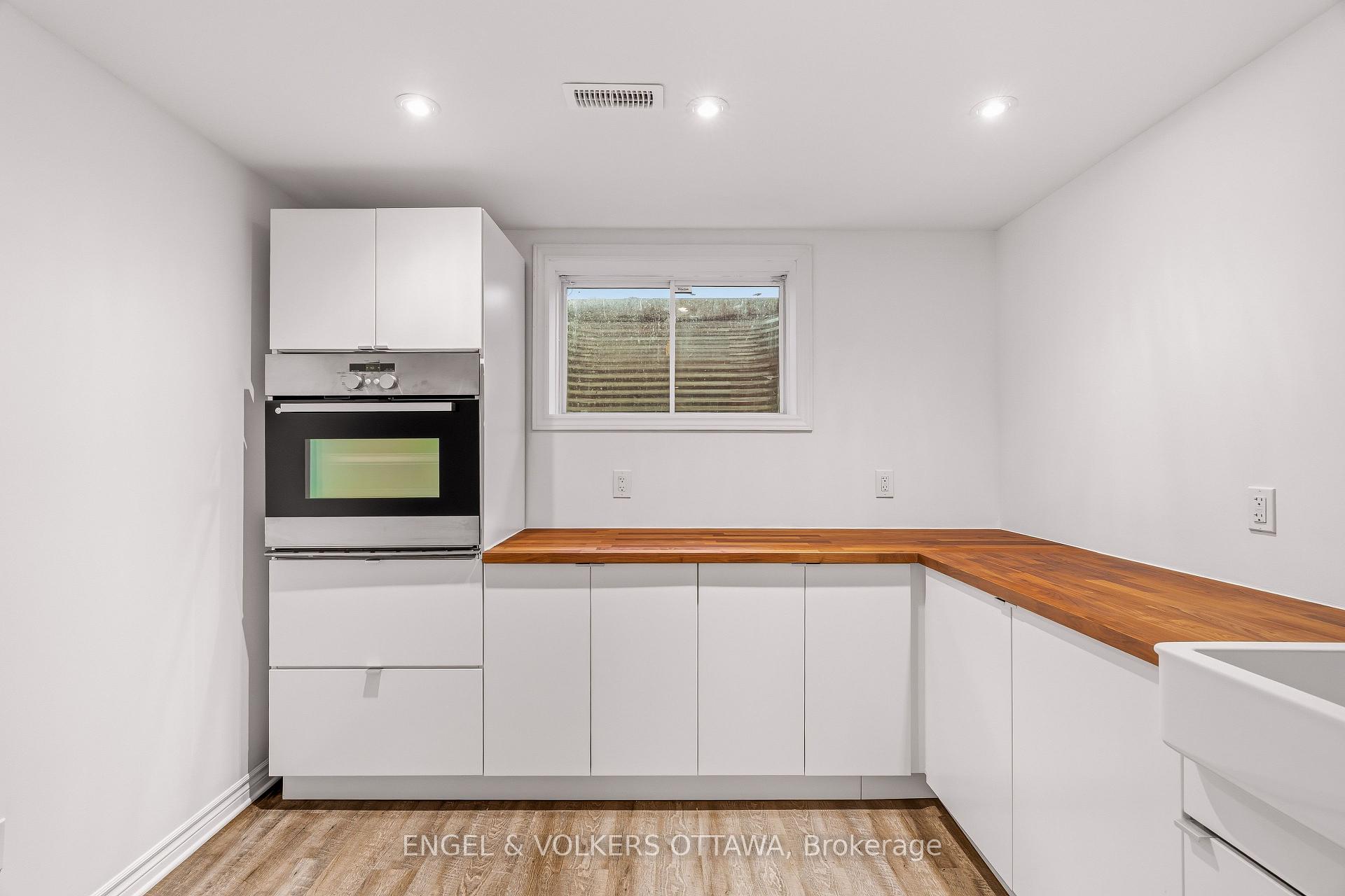 Photo 33 of 704 Wrangler Circle, Ottawa, Stittsville (North) — HOMEH