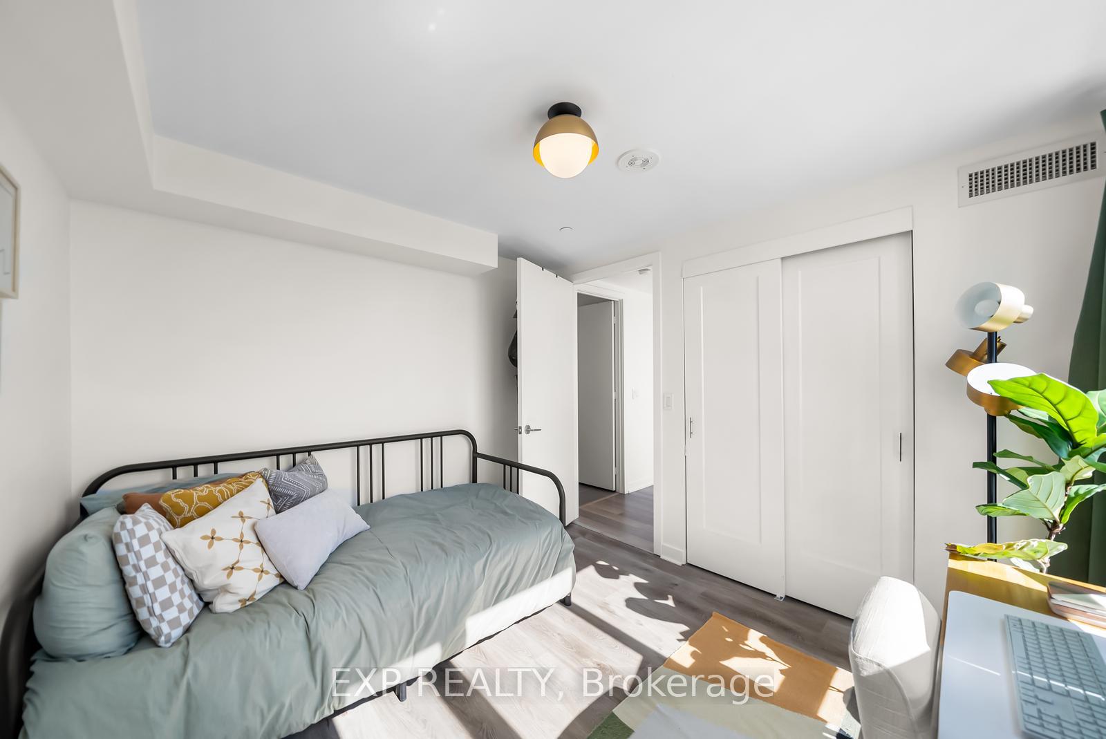 Photo 9 of Unit 705, 16 Mcadam Avenue, North York, Yorkdale-Glen Park — HOMEH