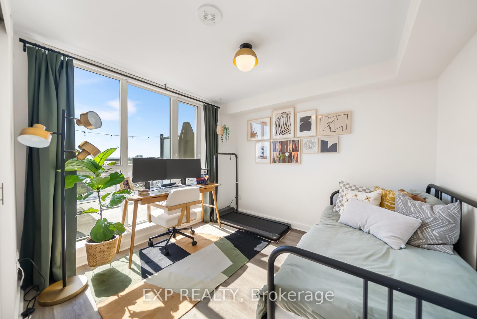 Photo 11 of Unit 705, 16 Mcadam Avenue, North York, Yorkdale-Glen Park — HOMEH