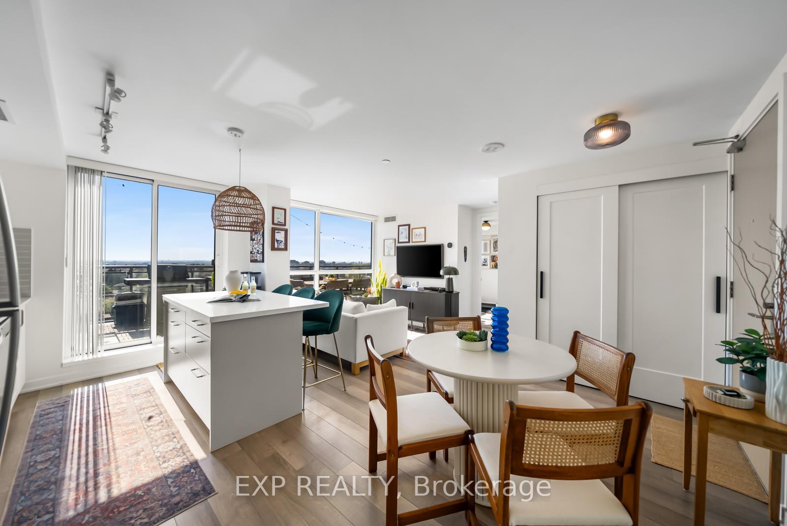 Photo 12 of Unit 705, 16 Mcadam Avenue, North York, Yorkdale-Glen Park — HOMEH