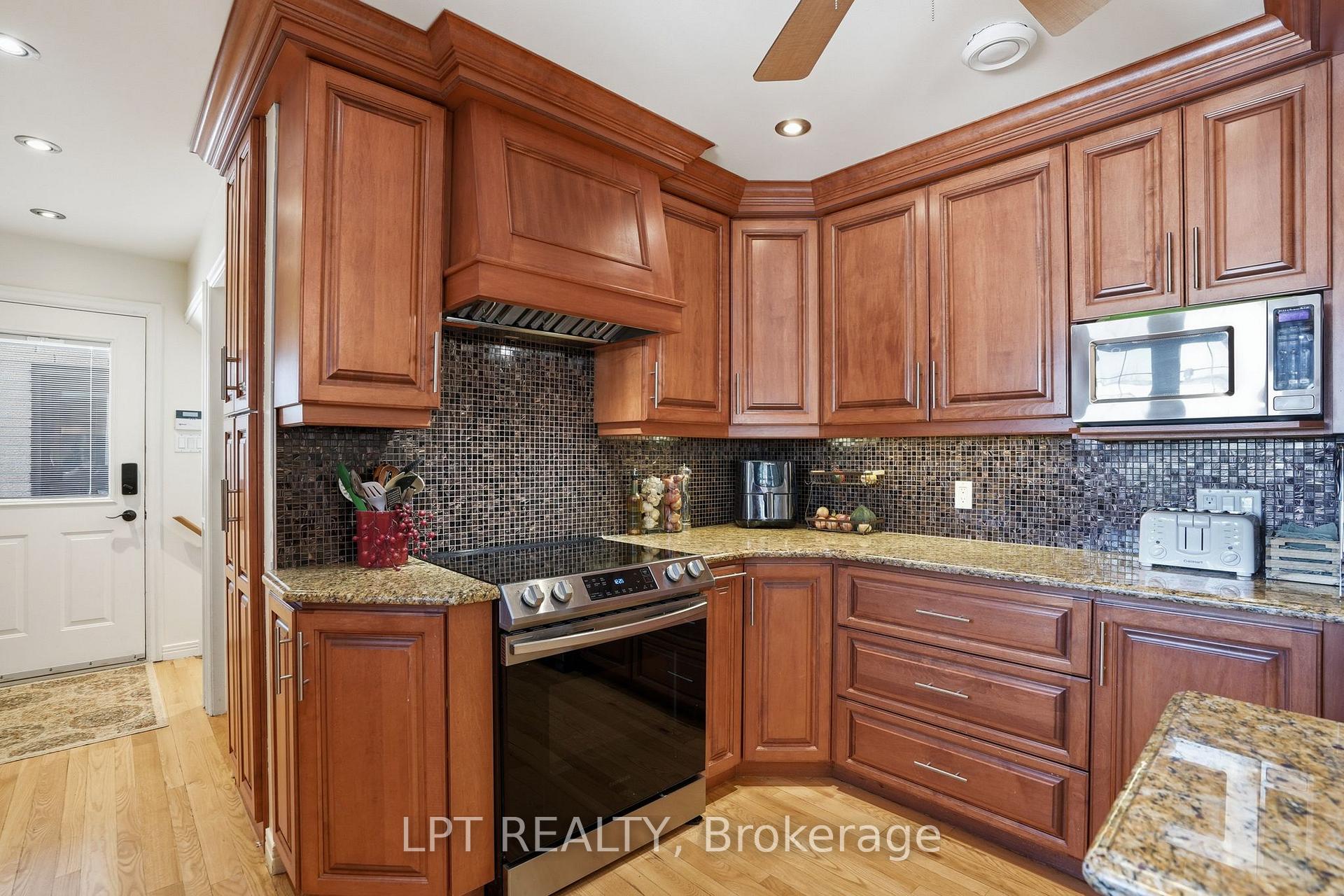 Photo 18 of 10 Orchard Street, Champlain, Champlain Twp — HOMEH