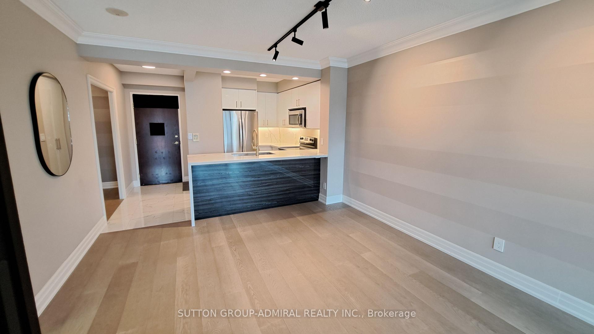 Photo 6 of Unit #704, 88 Promenade Circle, Vaughan, Brownridge — HOMEH