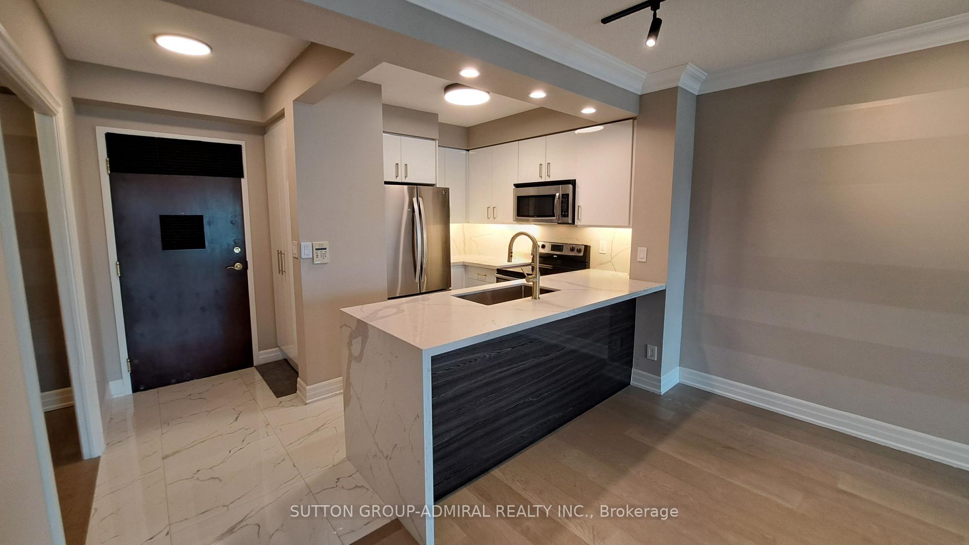 Photo 10 of Unit #704, 88 Promenade Circle, Vaughan, Brownridge — HOMEH