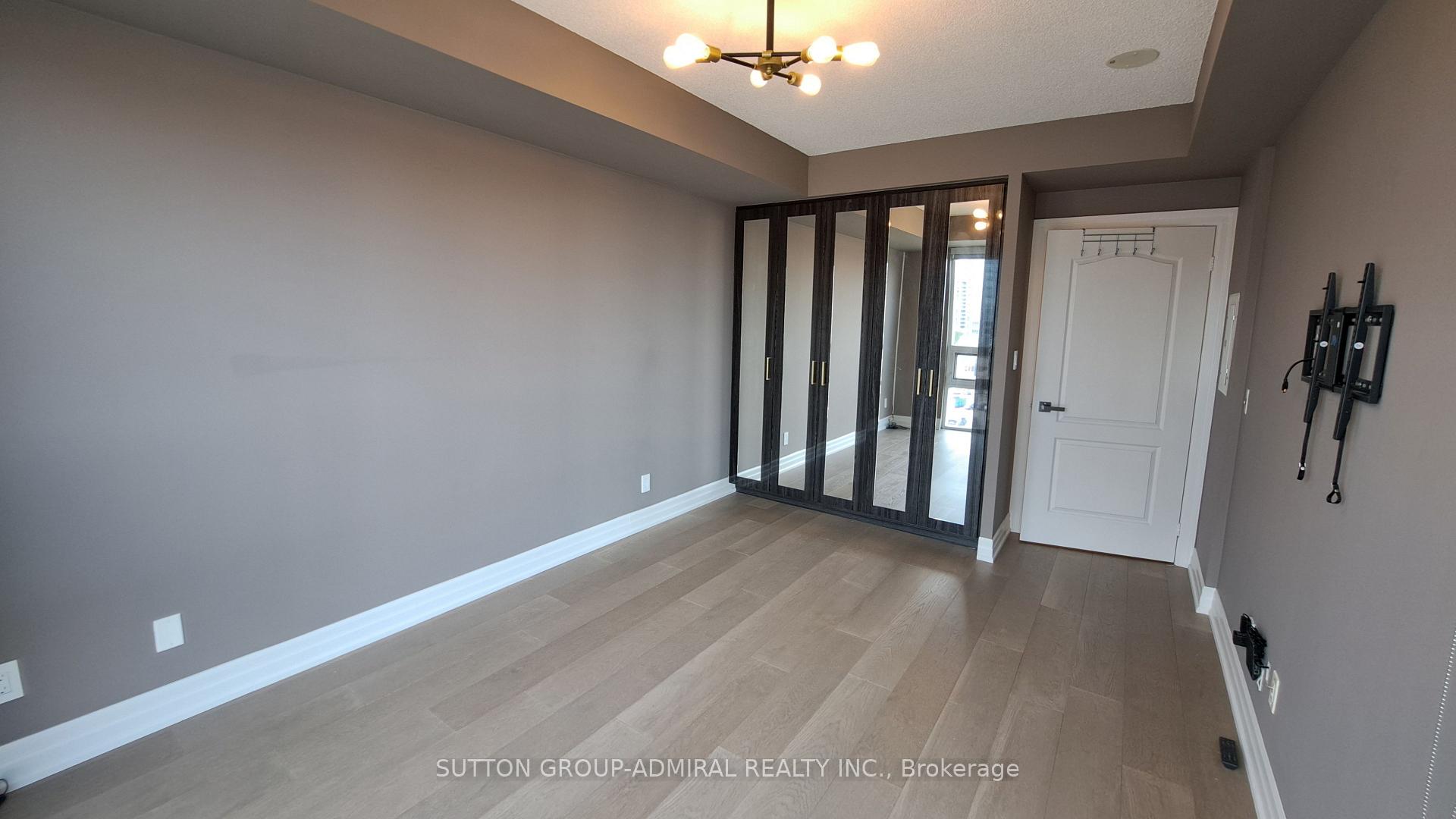 Photo 14 of Unit #704, 88 Promenade Circle, Vaughan, Brownridge — HOMEH