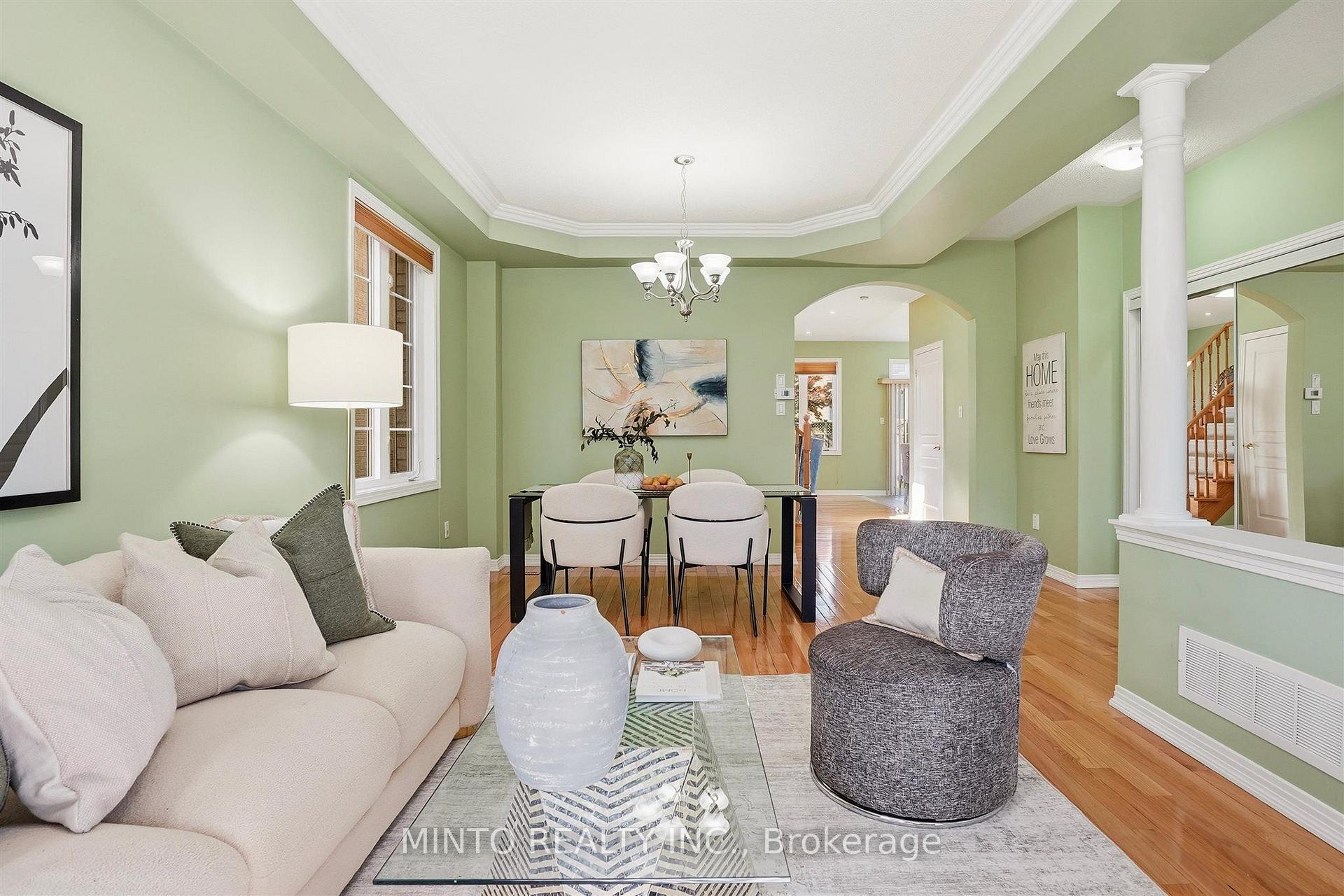 Photo 10 of 64 Willow Heights Boulevard, Markham, Cachet — HOMEH