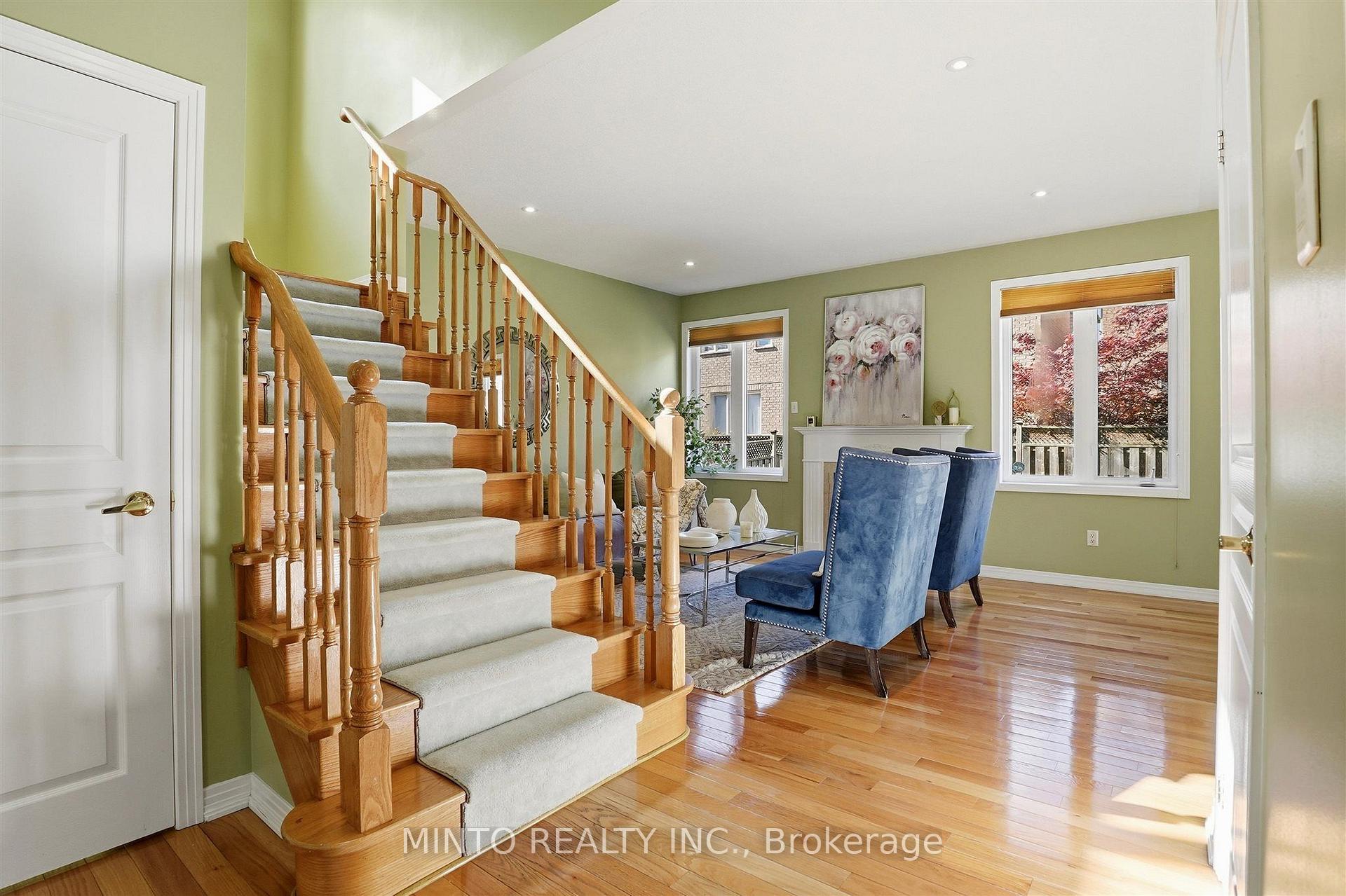 Photo 13 of 64 Willow Heights Boulevard, Markham, Cachet — HOMEH