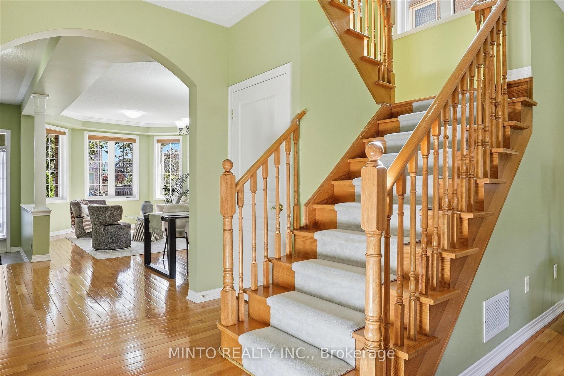Photo 23 of 64 Willow Heights Boulevard, Markham, Cachet — HOMEH