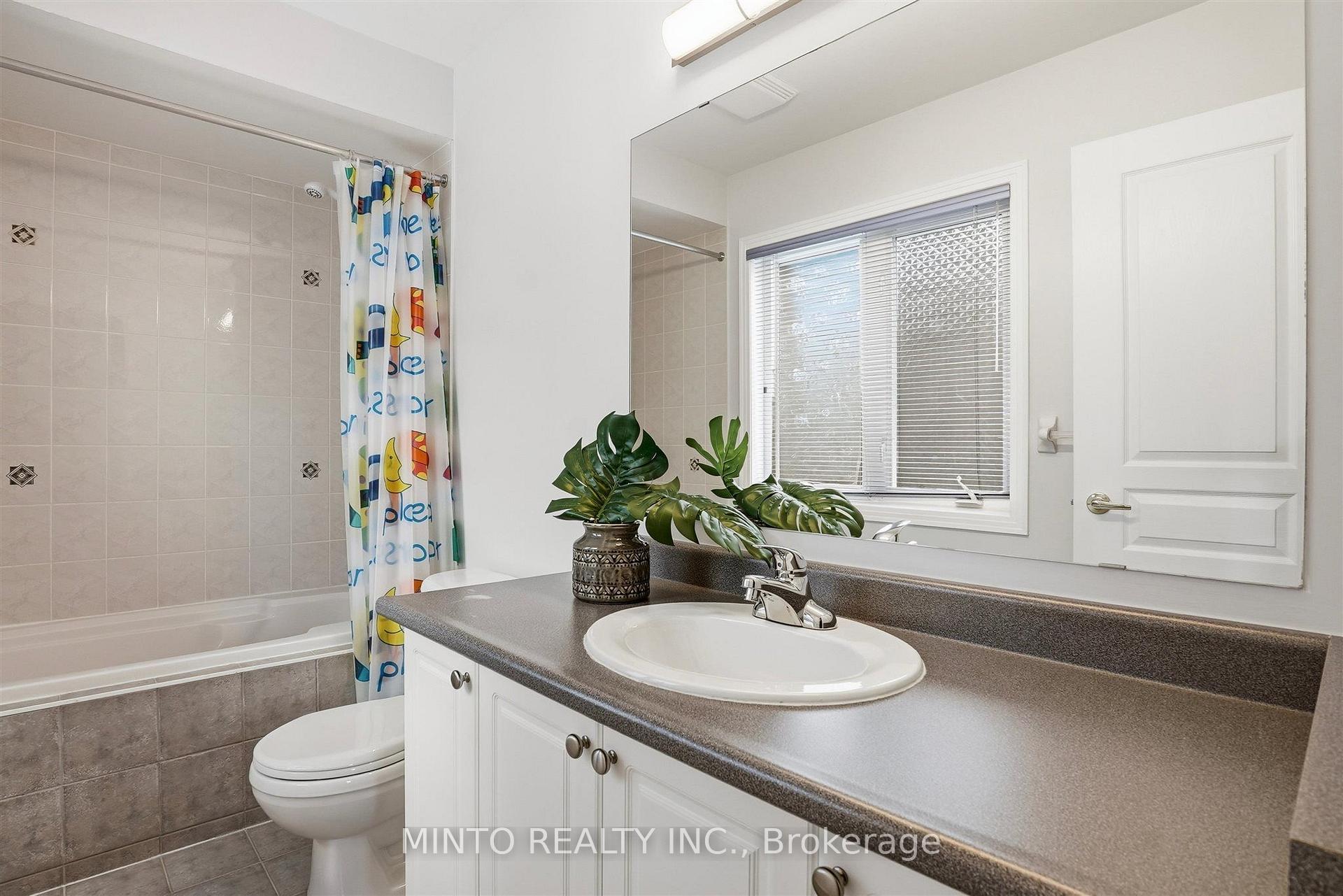 Photo 36 of 64 Willow Heights Boulevard, Markham, Cachet — HOMEH