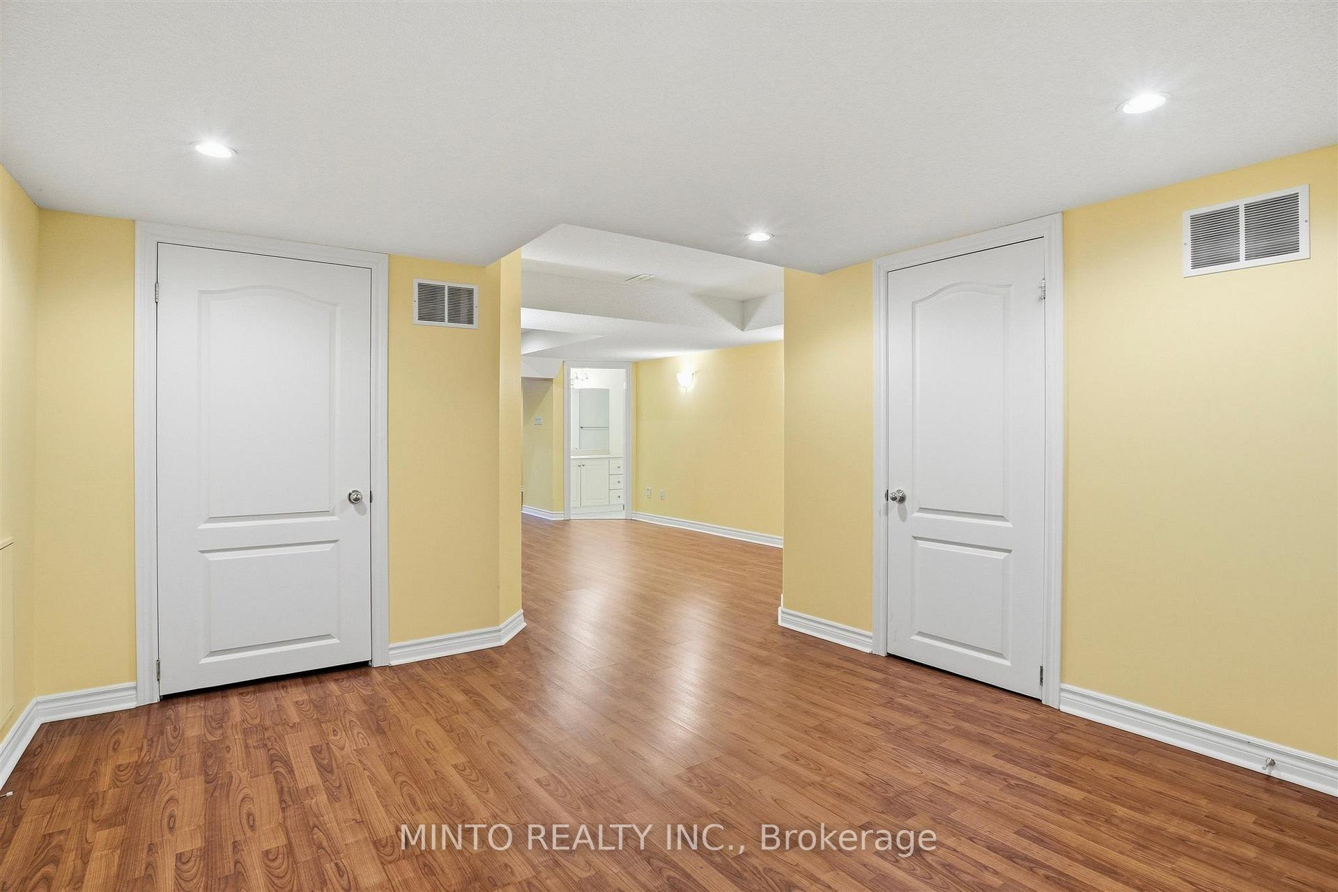Photo 45 of 64 Willow Heights Boulevard, Markham, Cachet — HOMEH