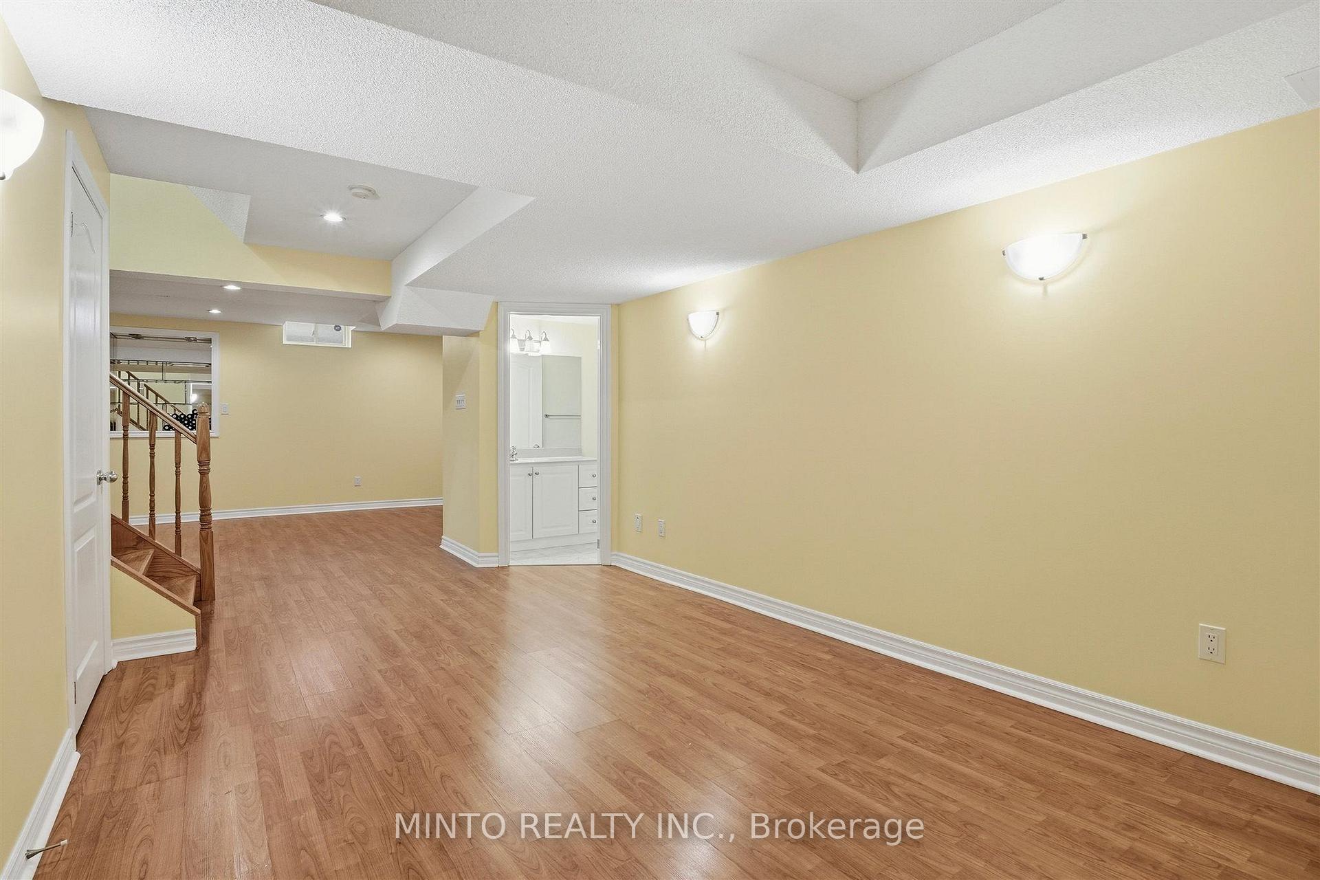 Photo 47 of 64 Willow Heights Boulevard, Markham, Cachet — HOMEH
