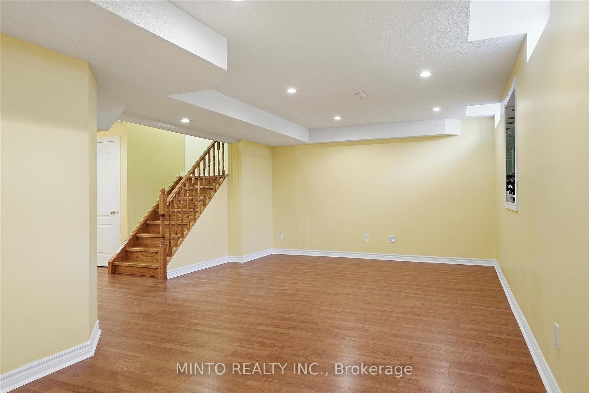 Photo 48 of 64 Willow Heights Boulevard, Markham, Cachet — HOMEH
