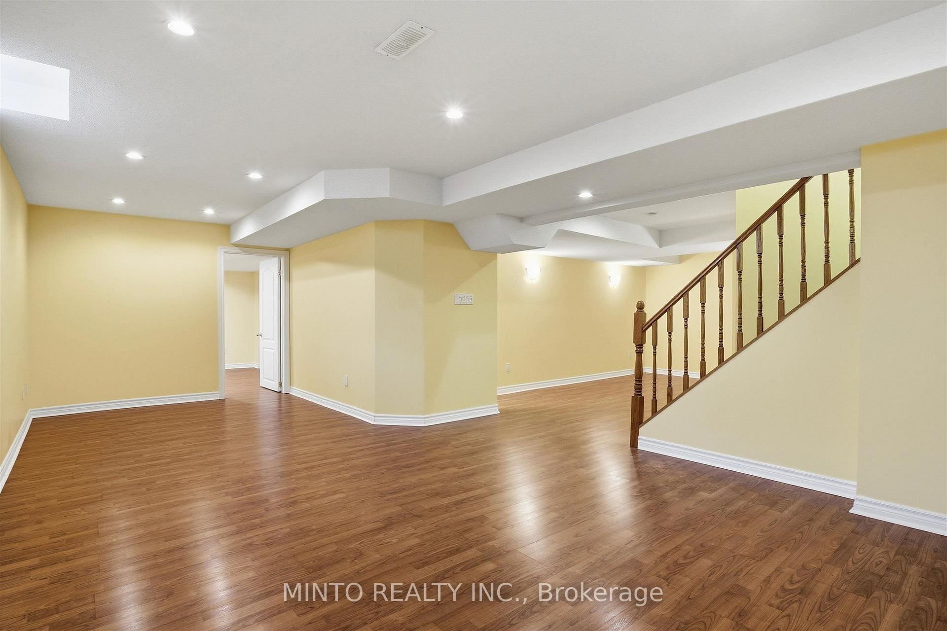 Photo 49 of 64 Willow Heights Boulevard, Markham, Cachet — HOMEH