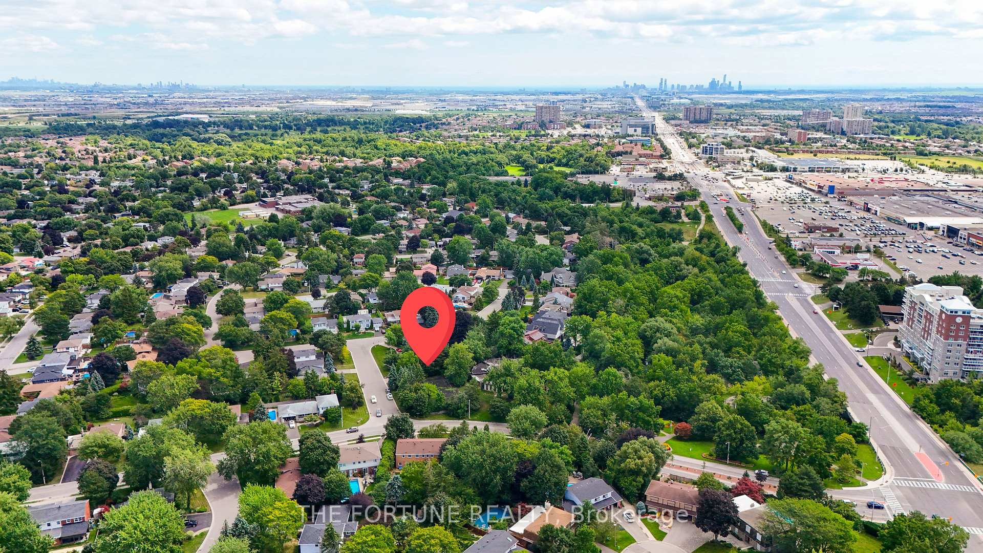 Photo 13 of 58 Parkview Place, Brampton, Brampton East — HOMEH