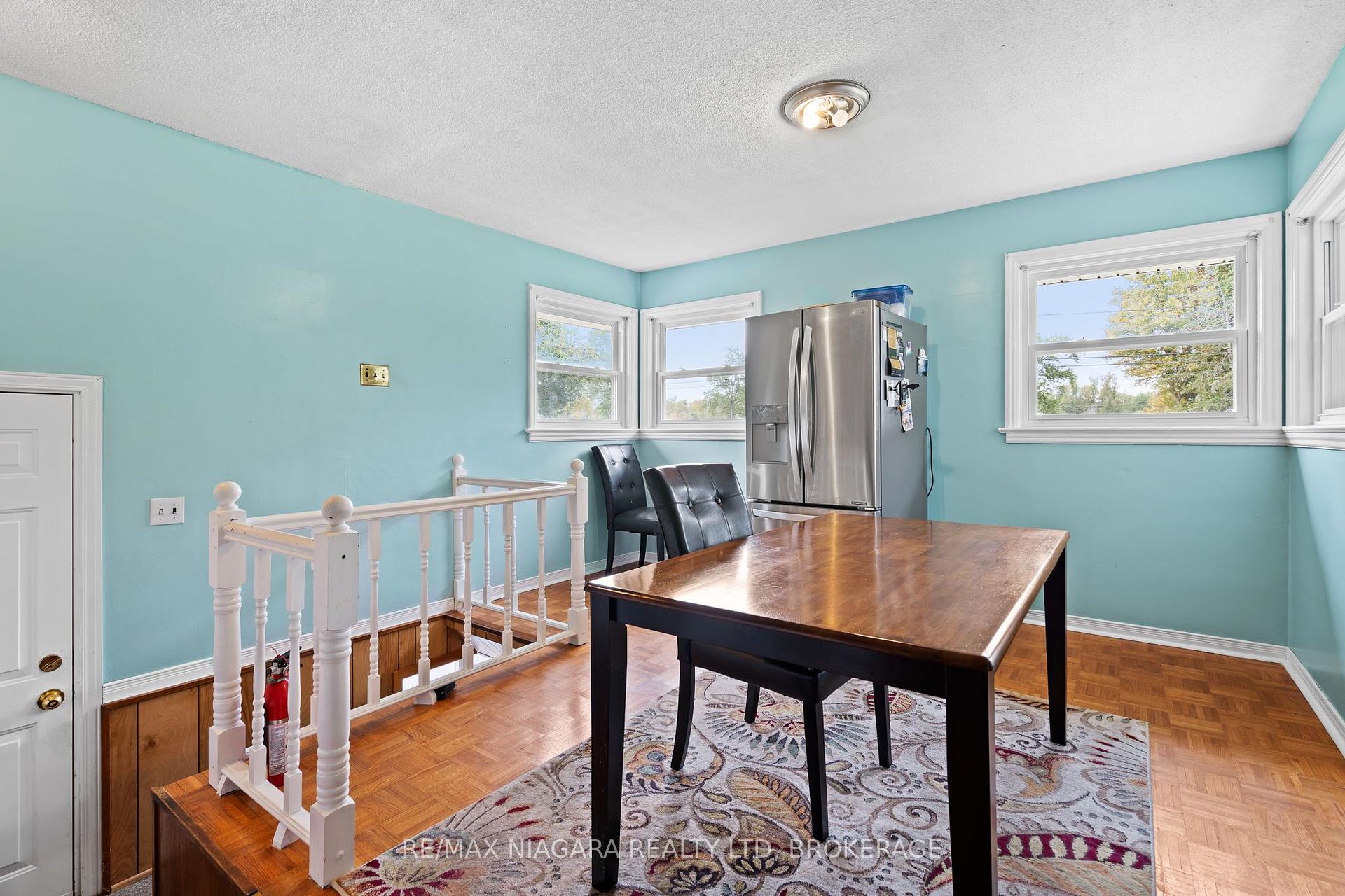 Photo 9 of 256 Kingsway Street, Welland, Dain City — HOMEH