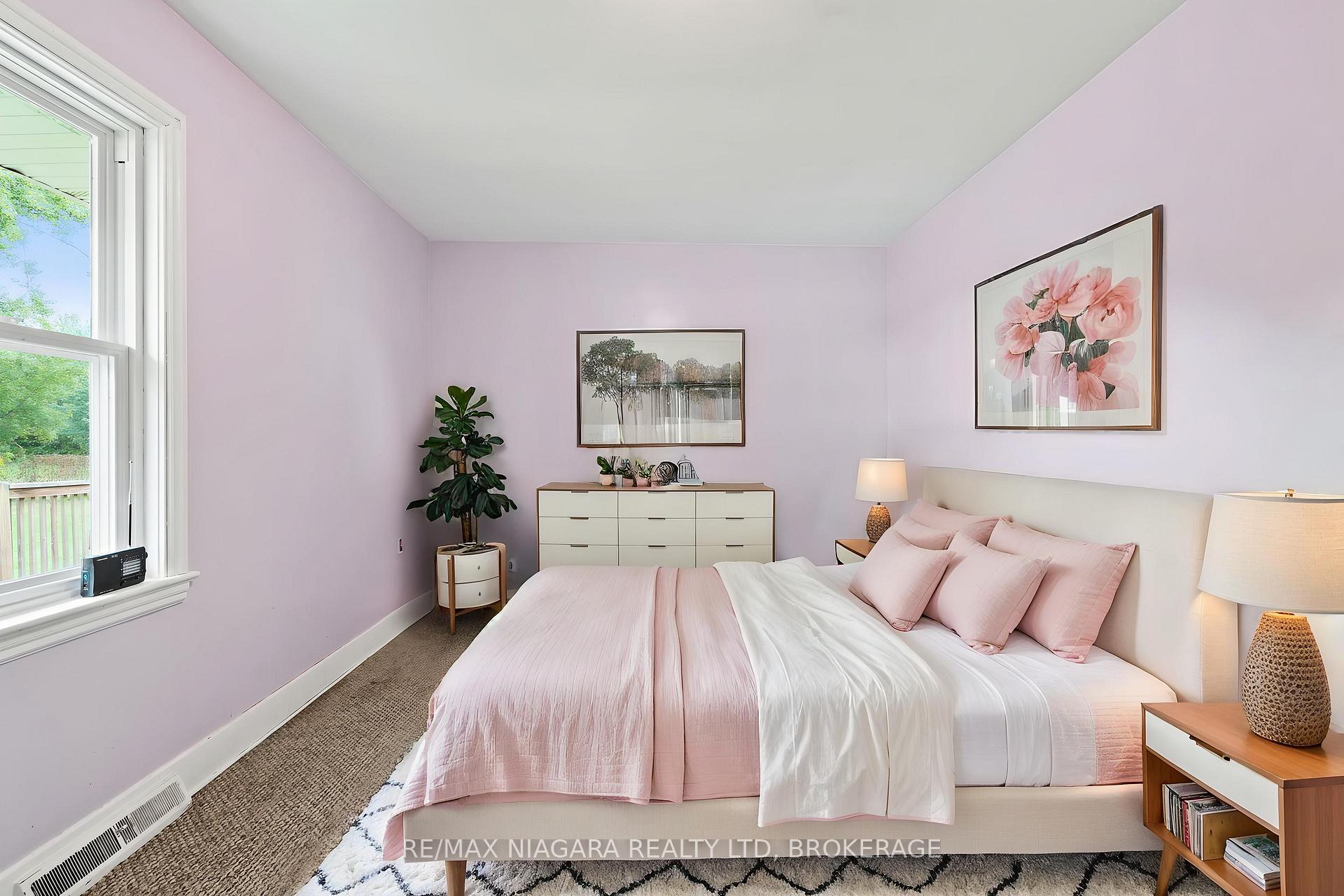 Photo 11 of 256 Kingsway Street, Welland, Dain City — HOMEH