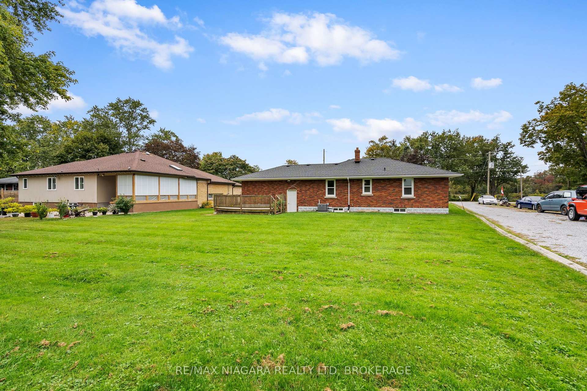 Photo 20 of 256 Kingsway Street, Welland, Dain City — HOMEH