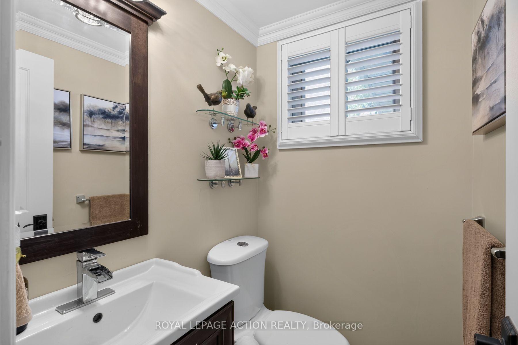Photo 21 of 20 Japonica Crescent, Brantford, Henderson-Sky Acres — HOMEH