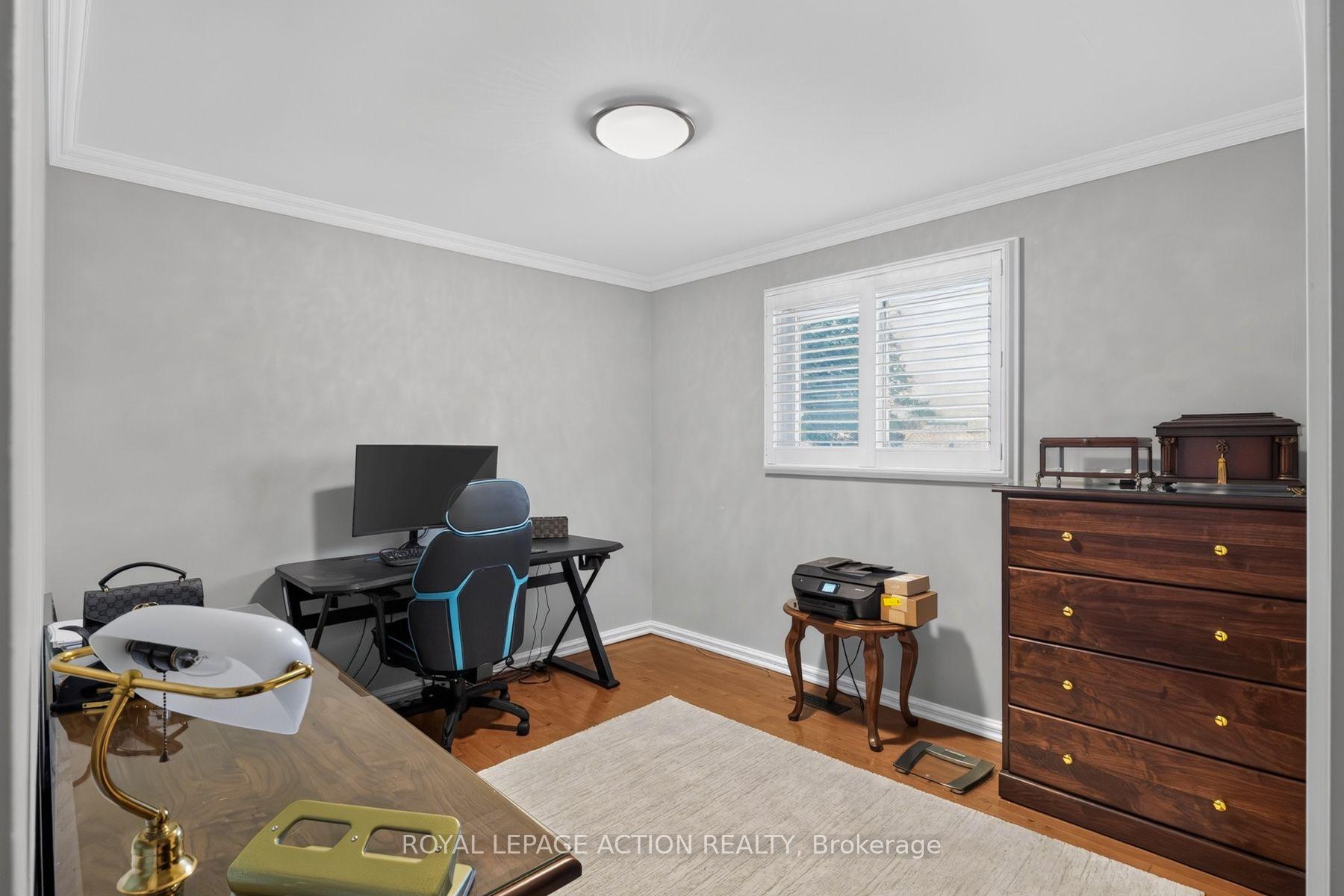 Photo 31 of 20 Japonica Crescent, Brantford, Henderson-Sky Acres — HOMEH