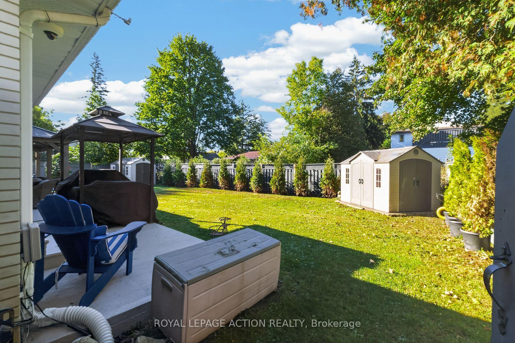 Photo 43 of 20 Japonica Crescent, Brantford, Henderson-Sky Acres — HOMEH