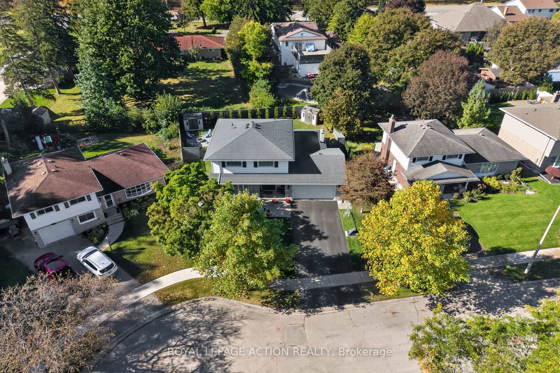Photo 44 of 20 Japonica Crescent, Brantford, Henderson-Sky Acres — HOMEH
