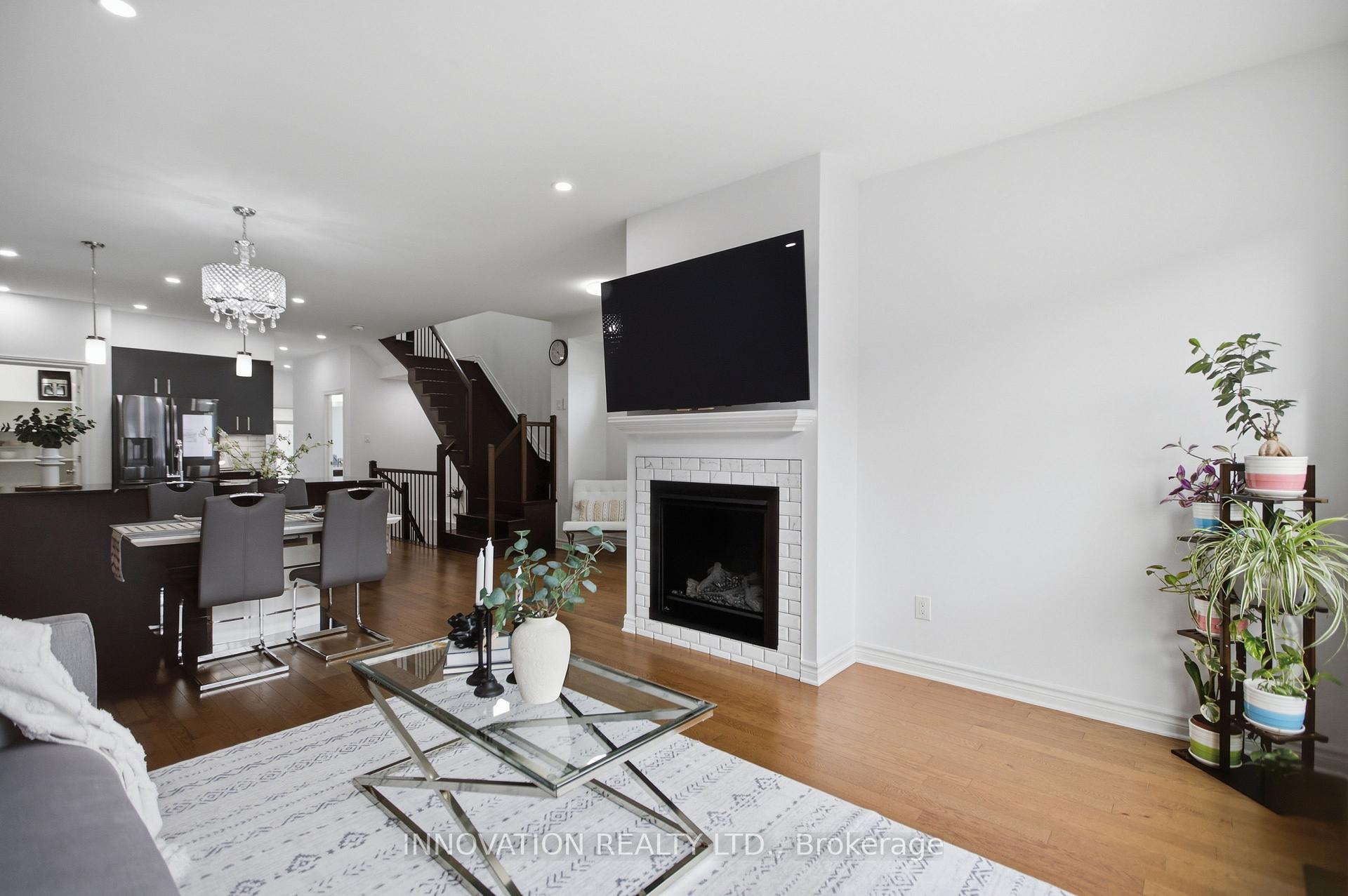 Photo 15 of 39 Hermes Avenue, Ottawa, Riverside South/Gloucester Glen — HOMEH