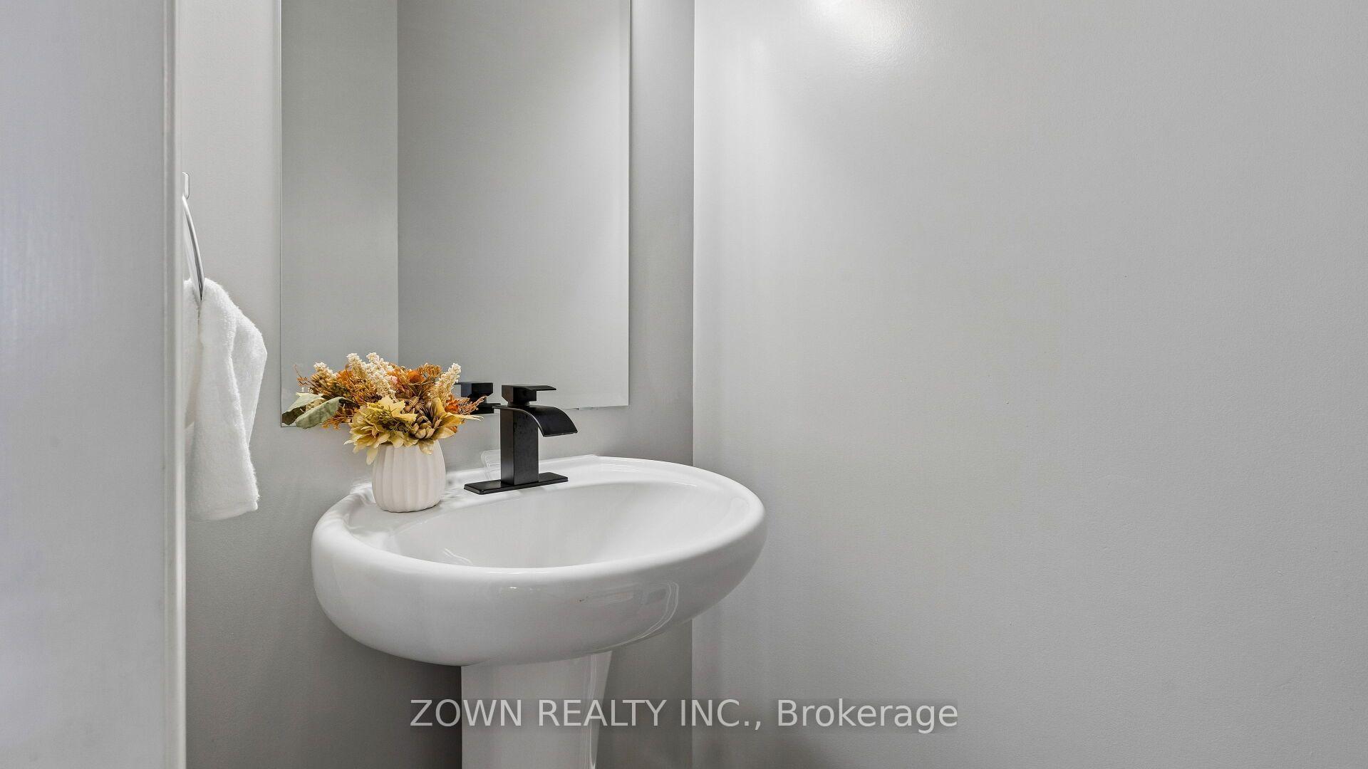 Photo 23 of 233 Sittelle Private, Ottawa, Fallingbrook/Gardenway South — HOMEH