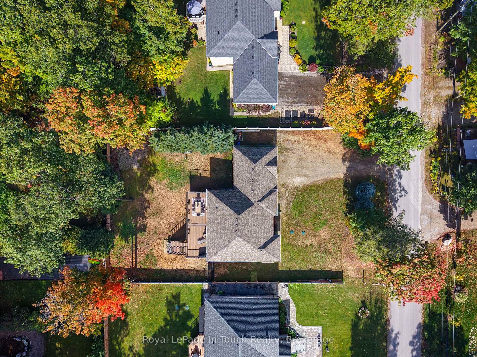 Photo 10 of 58 Oliver Drive, Tiny, Rural Tiny — HOMEH
