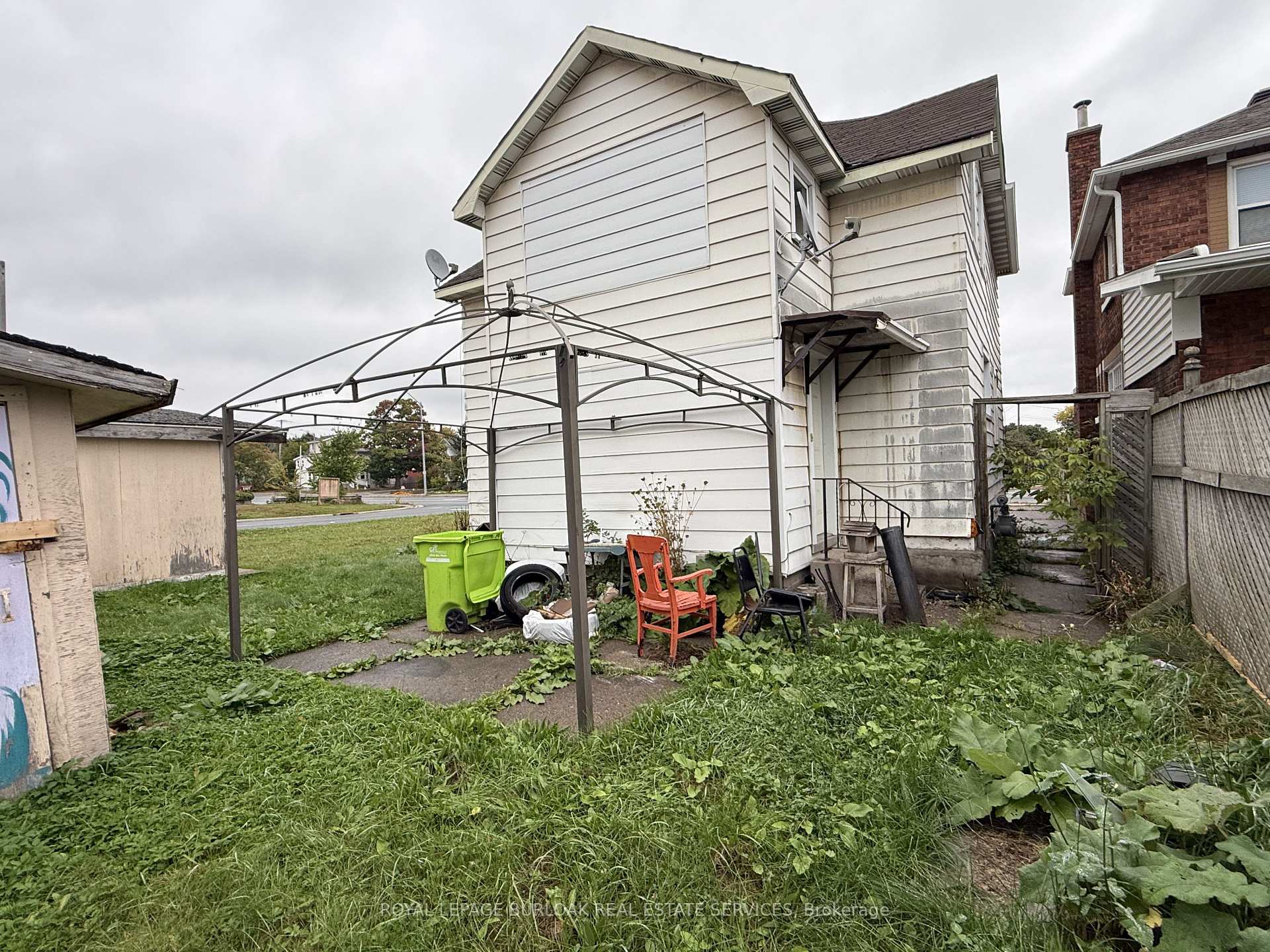 Photo 5 of 169 Huron Street, Sault Ste Marie, Steelton — HOMEH