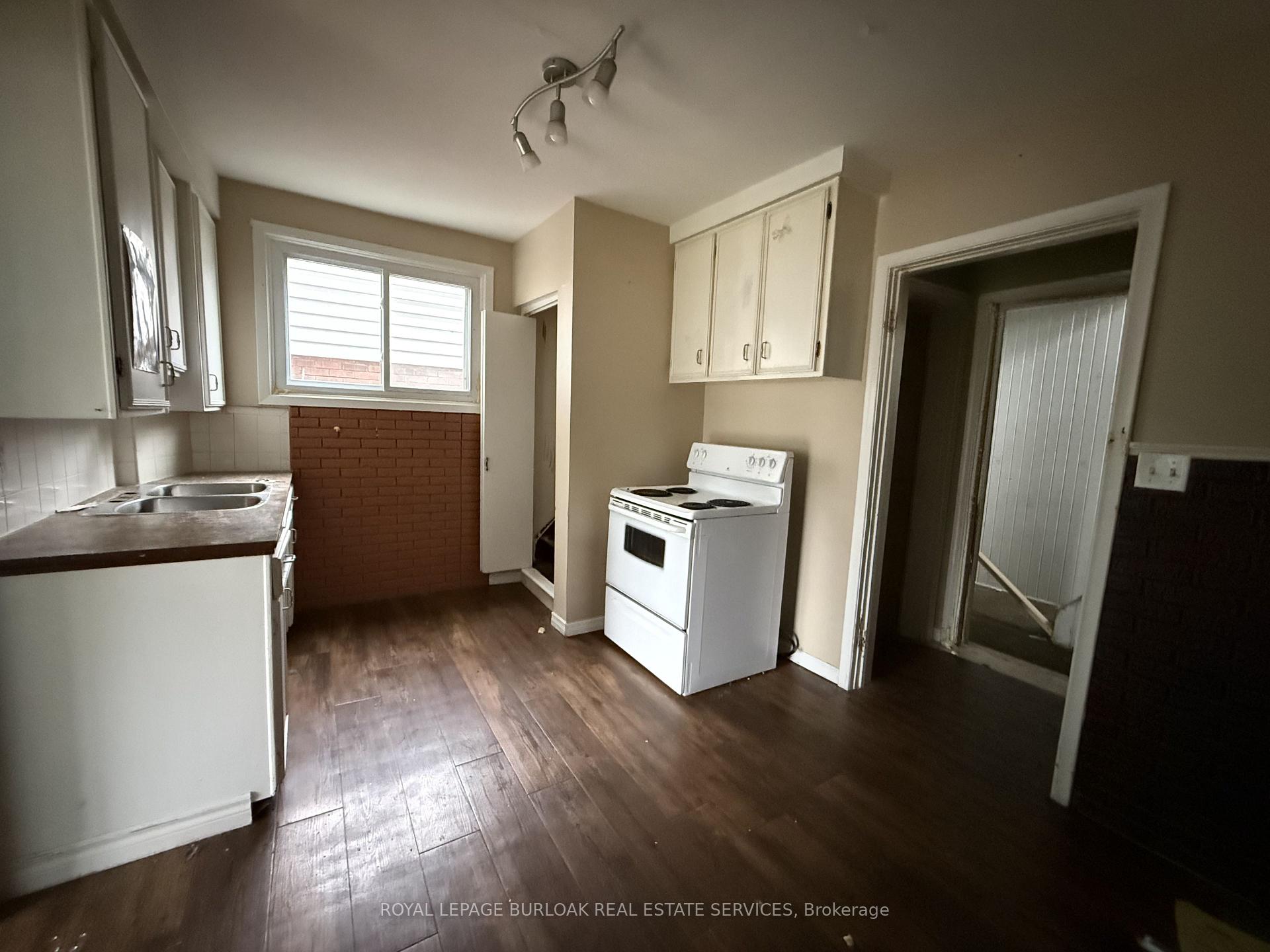 Photo 6 of 169 Huron Street, Sault Ste Marie, Steelton — HOMEH