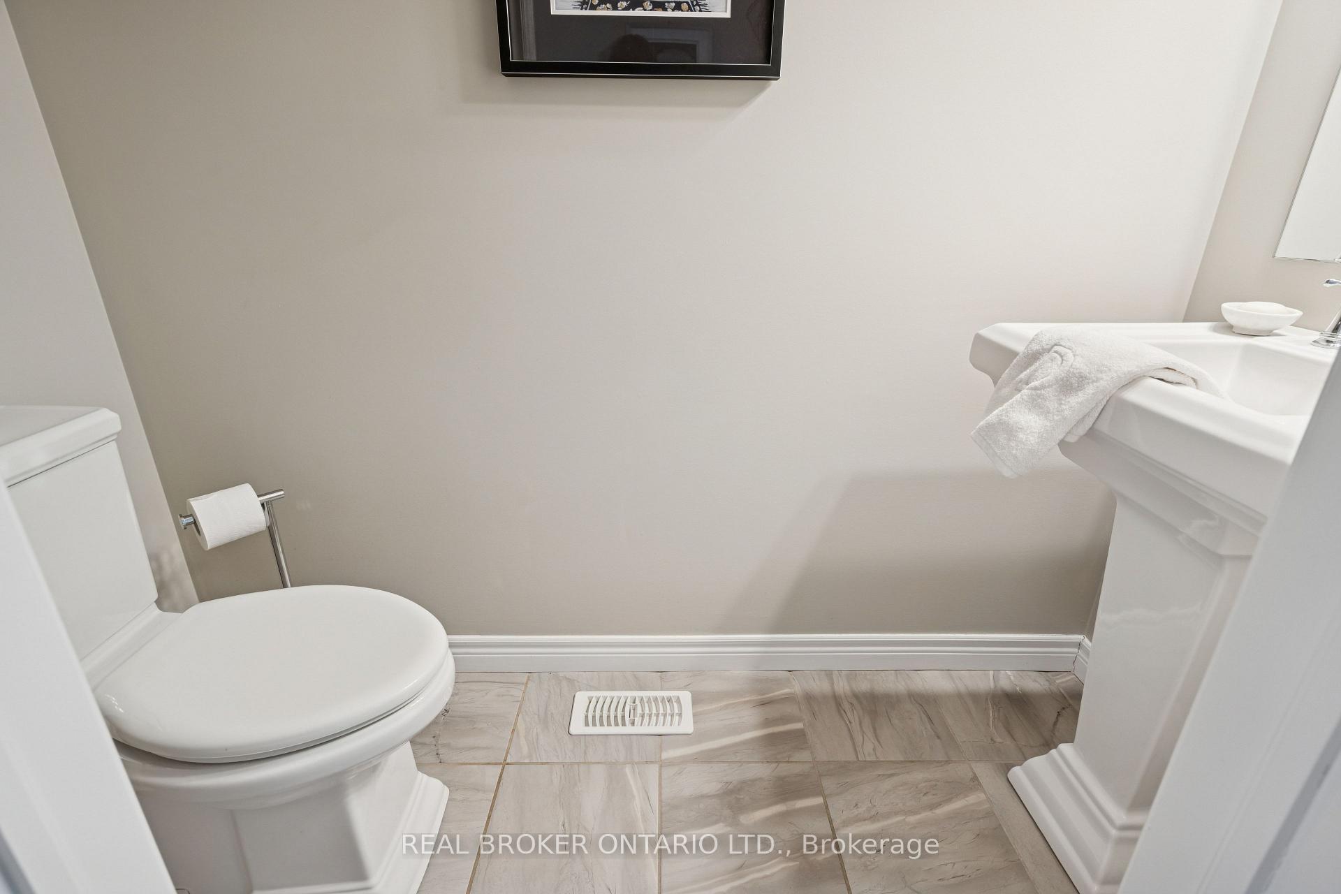 Photo 8 of 10 Chestnut Drive, Guelph/Eramosa, Rockwood — HOMEH