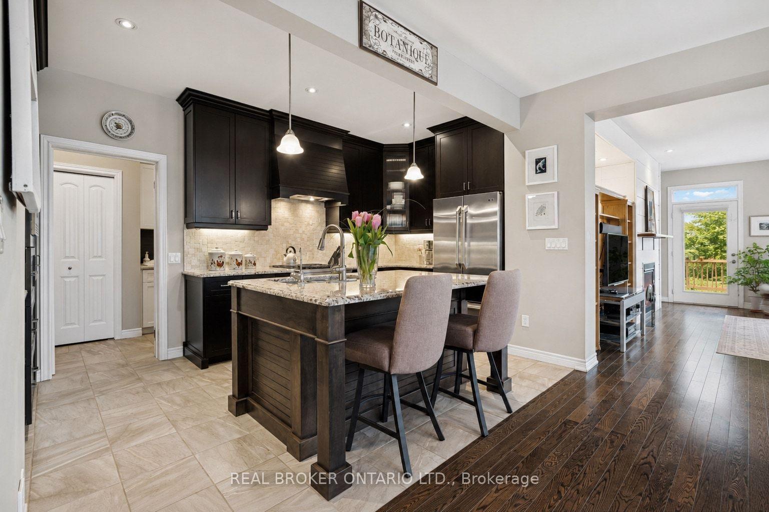 Photo 9 of 10 Chestnut Drive, Guelph/Eramosa, Rockwood — HOMEH