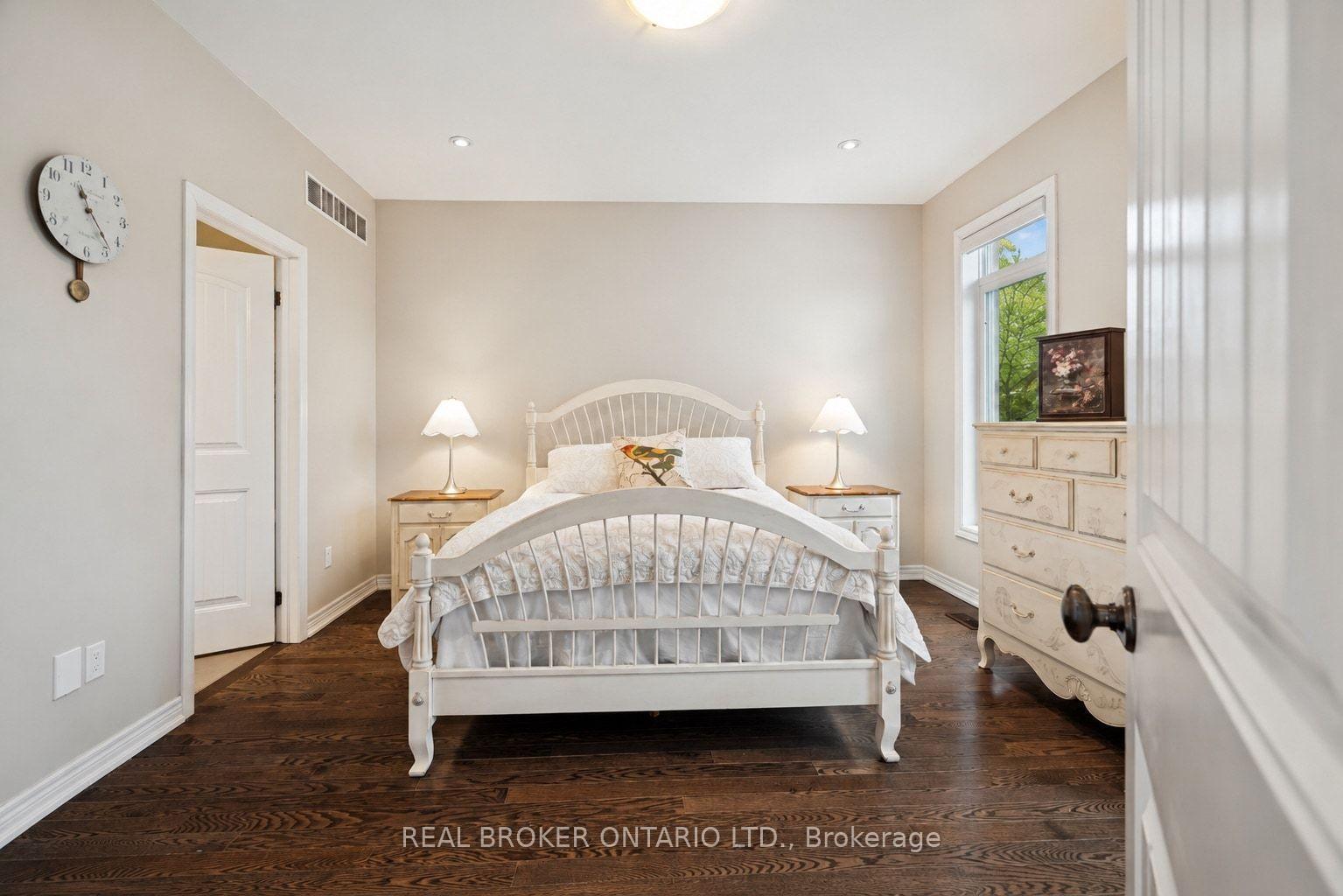 Photo 19 of 10 Chestnut Drive, Guelph/Eramosa, Rockwood — HOMEH