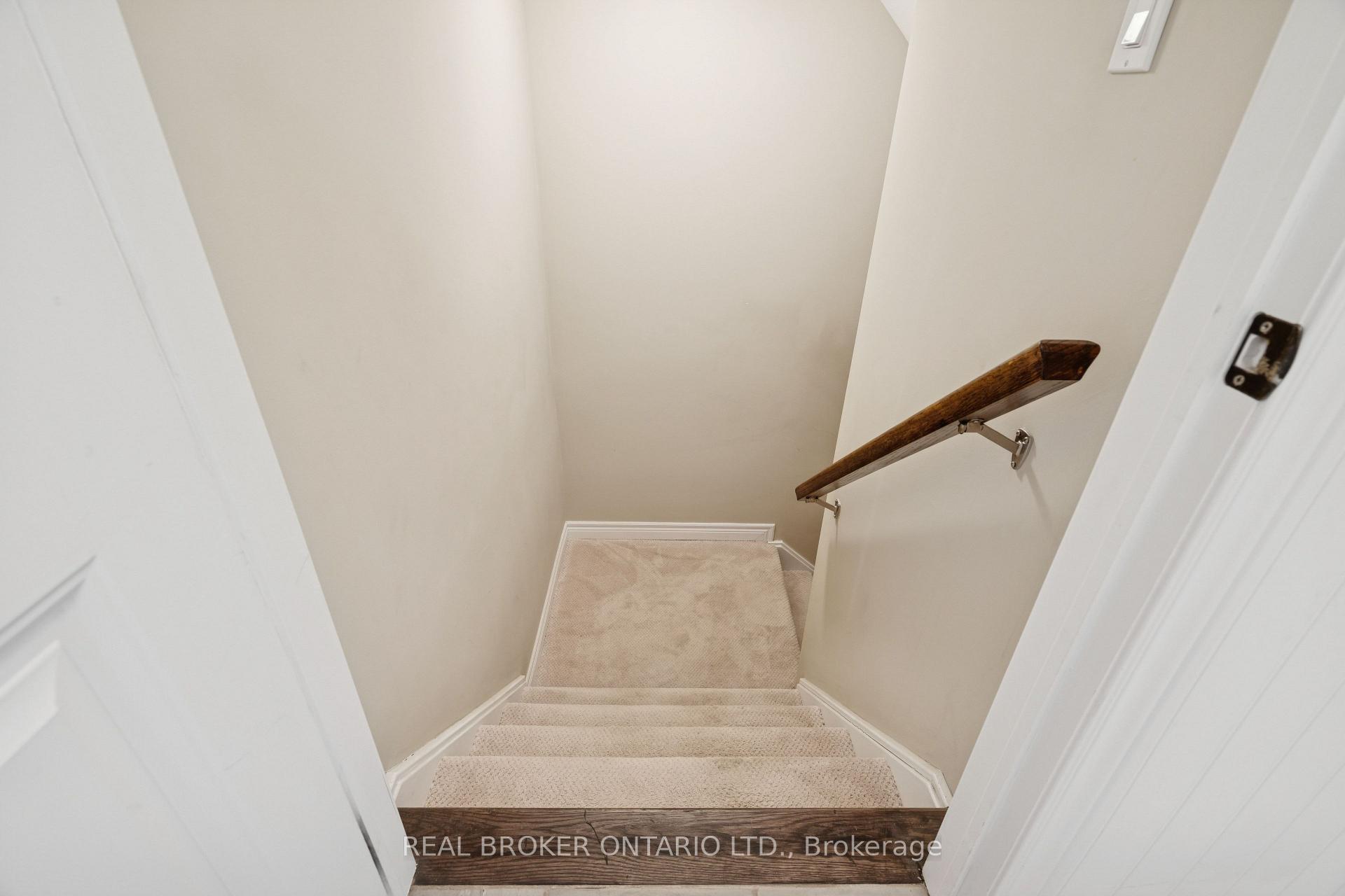 Photo 31 of 10 Chestnut Drive, Guelph/Eramosa, Rockwood — HOMEH