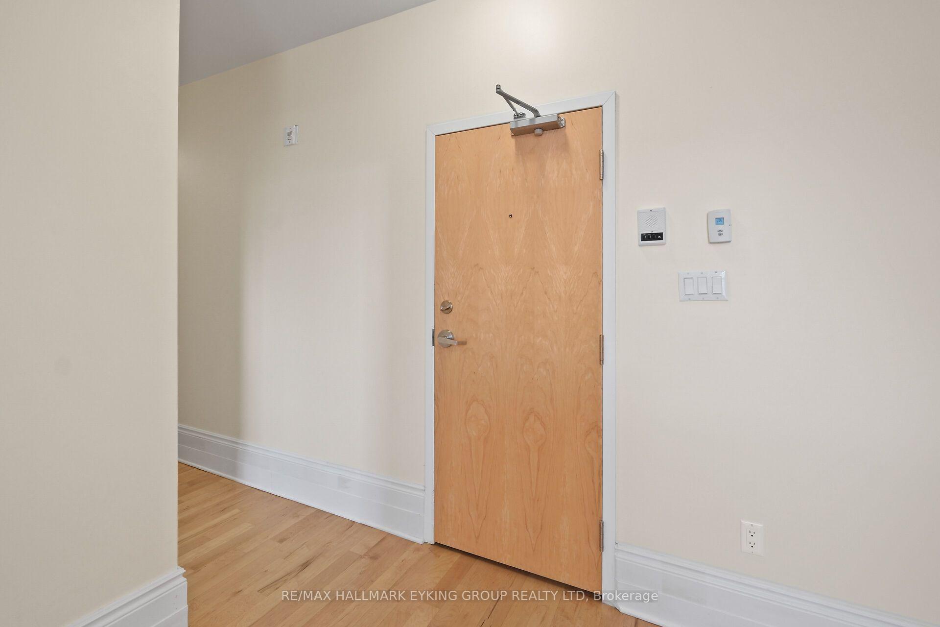 Photo 10 of Unit 3, 135 Concord Street S, Ottawa, Ottawa East — HOMEH