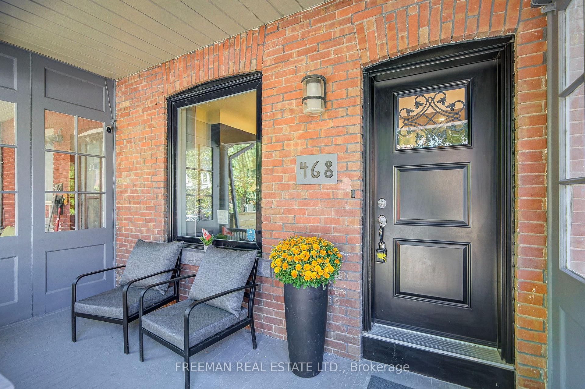 Photo 4 of 468 Markham Street, Toronto, Palmerston-Little Italy — HOMEH