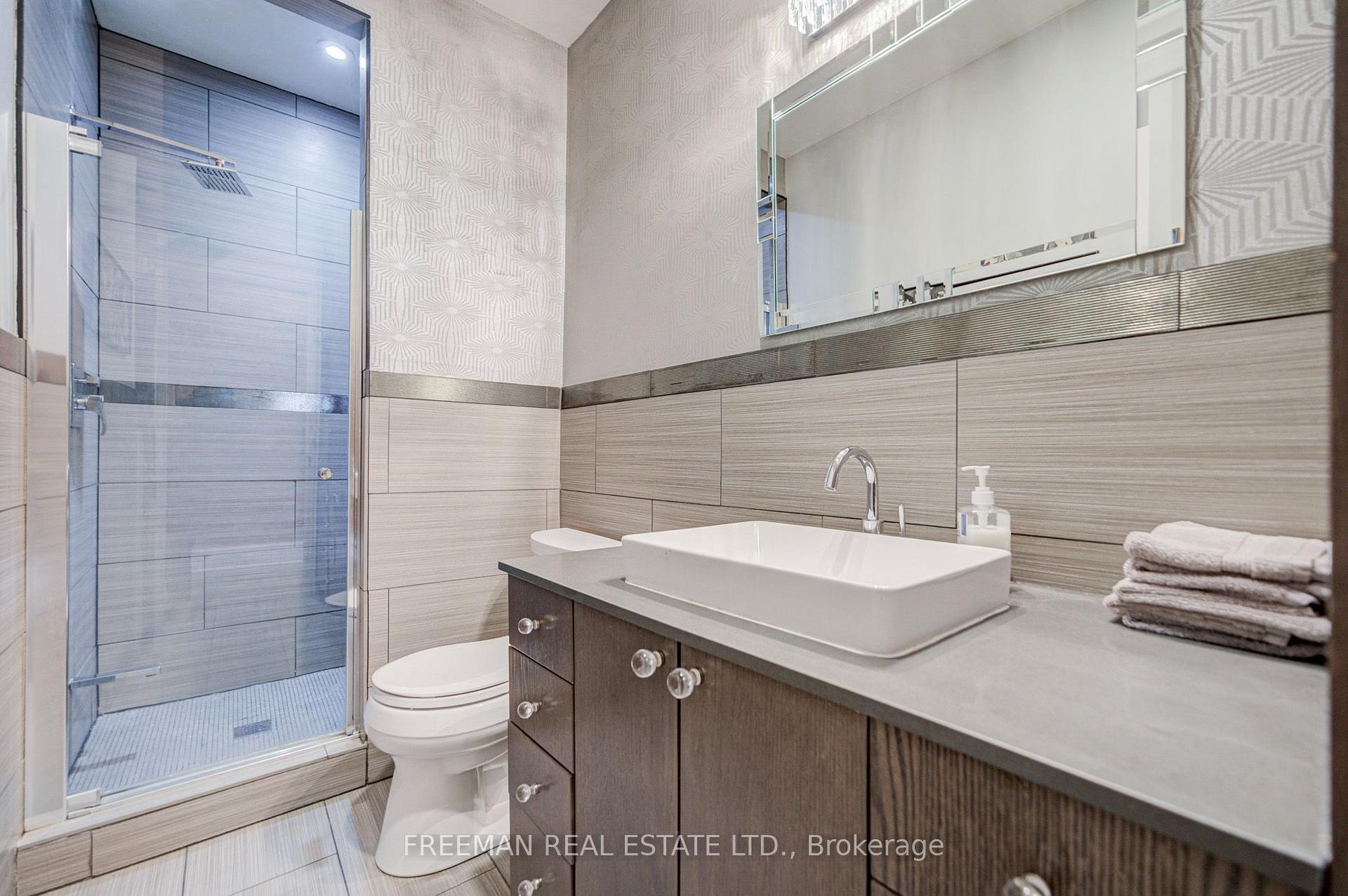 Photo 33 of 468 Markham Street, Toronto, Palmerston-Little Italy — HOMEH